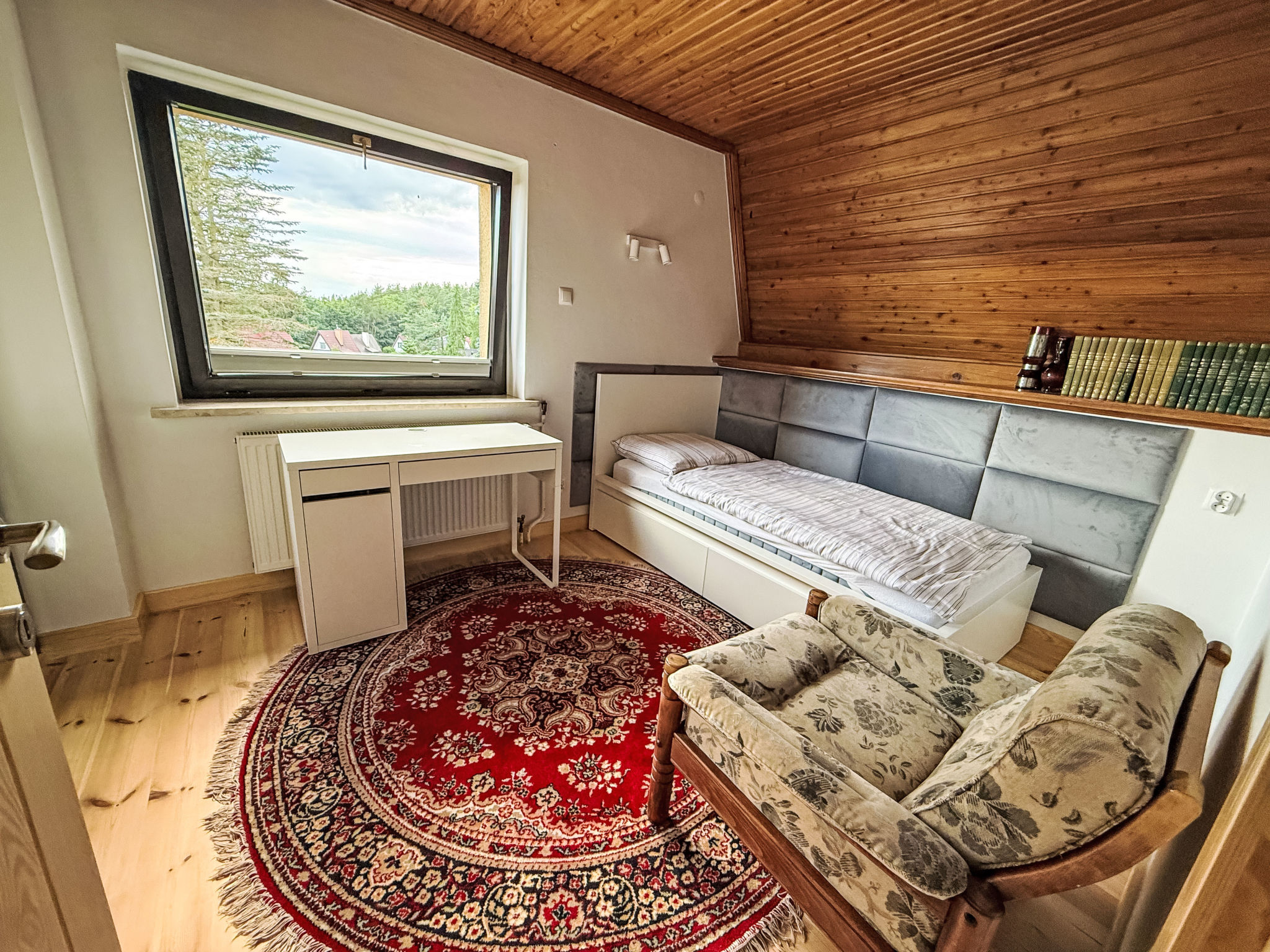 Ferienvilla mit Garten, Grill und Terrasse - Binnen