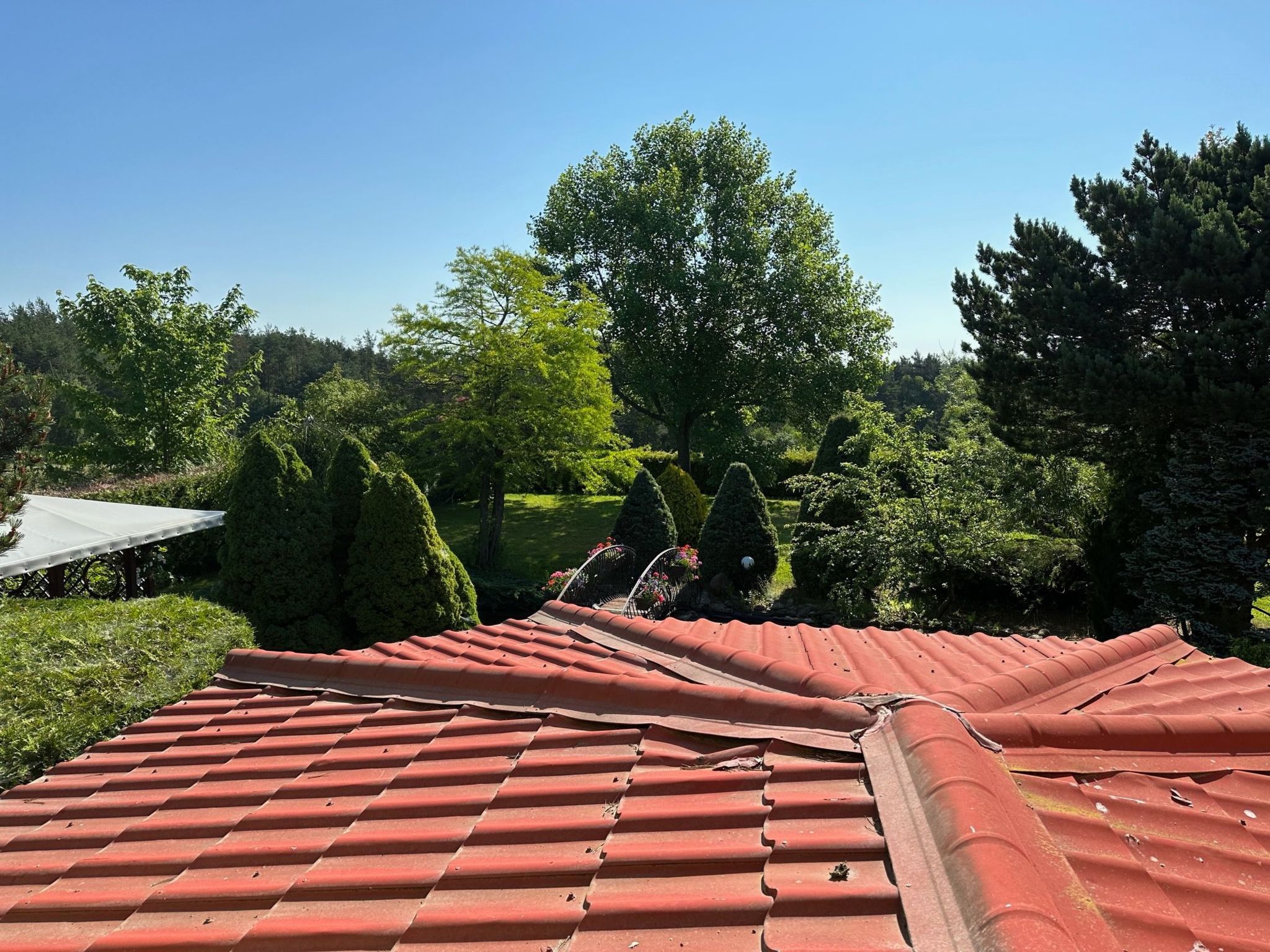 Ferienvilla mit Garten, Grill und Terrasse-Buiten