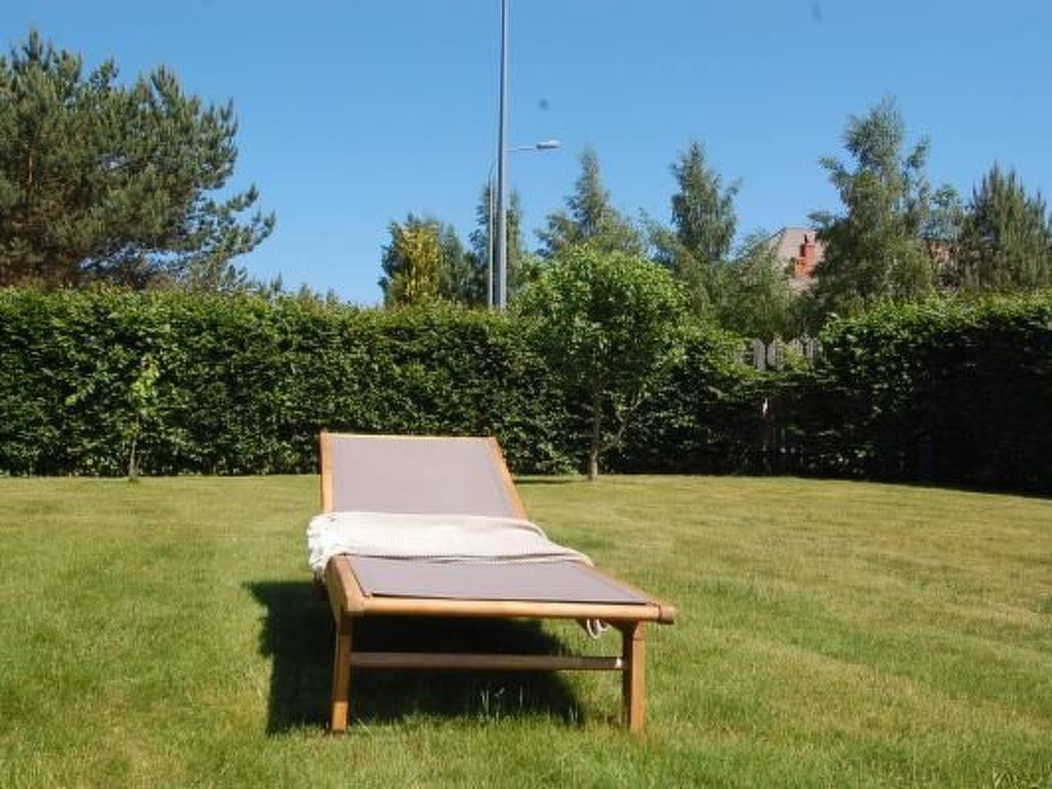 Mit Schwimmbad-Binnen