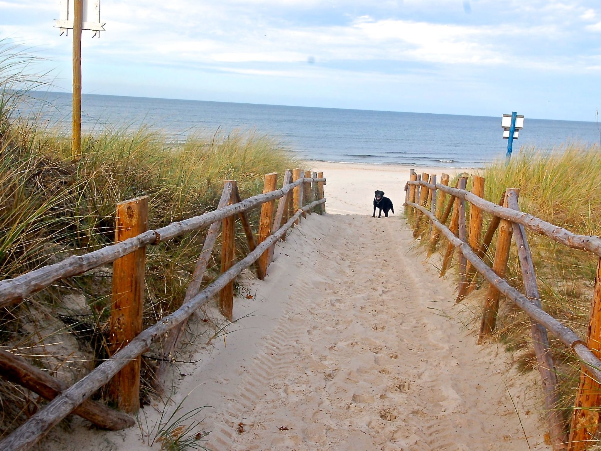 Mit Schwimmbad-Binnen