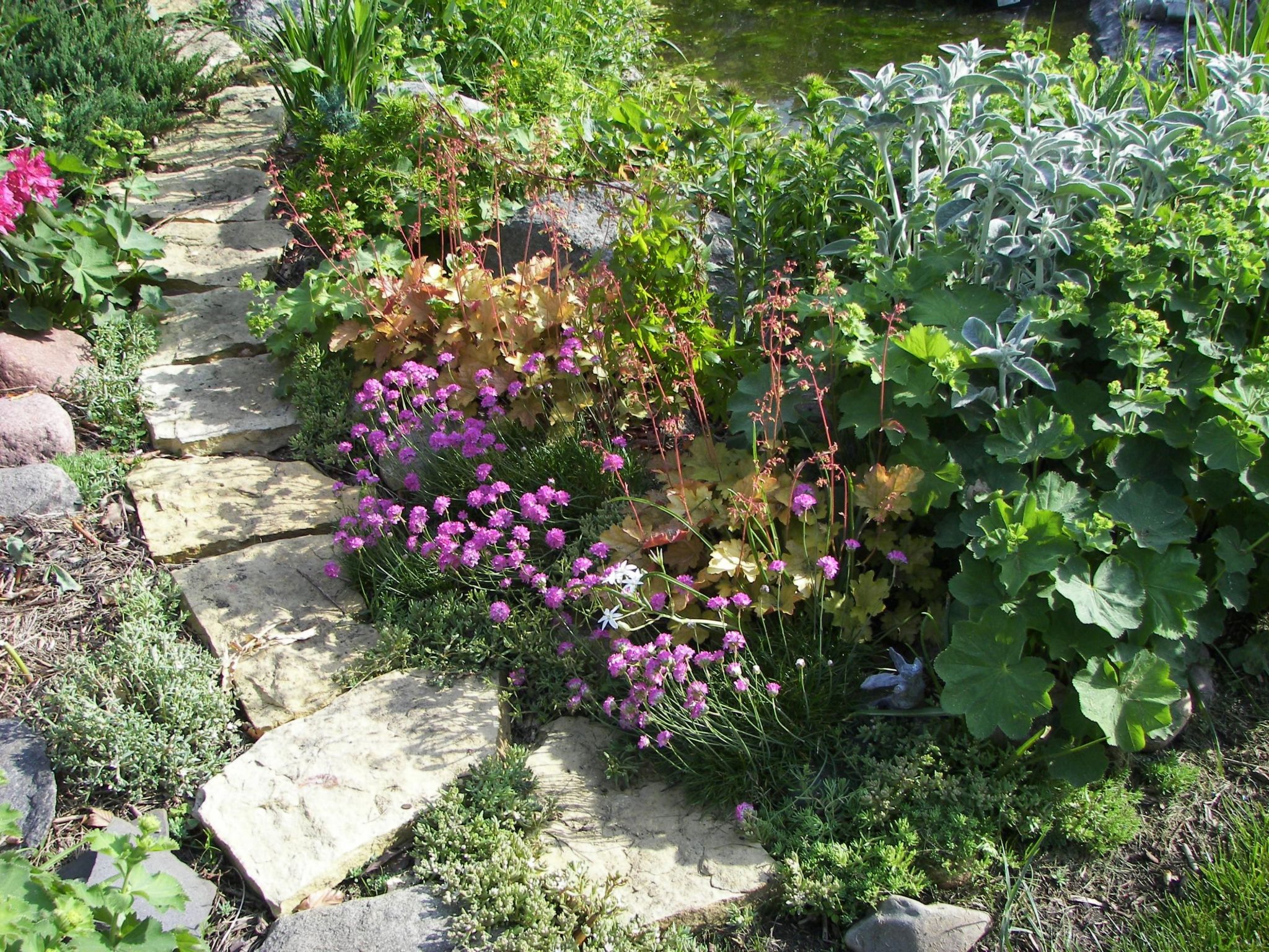 In ruhiger Lage am Waldrand-Binnen