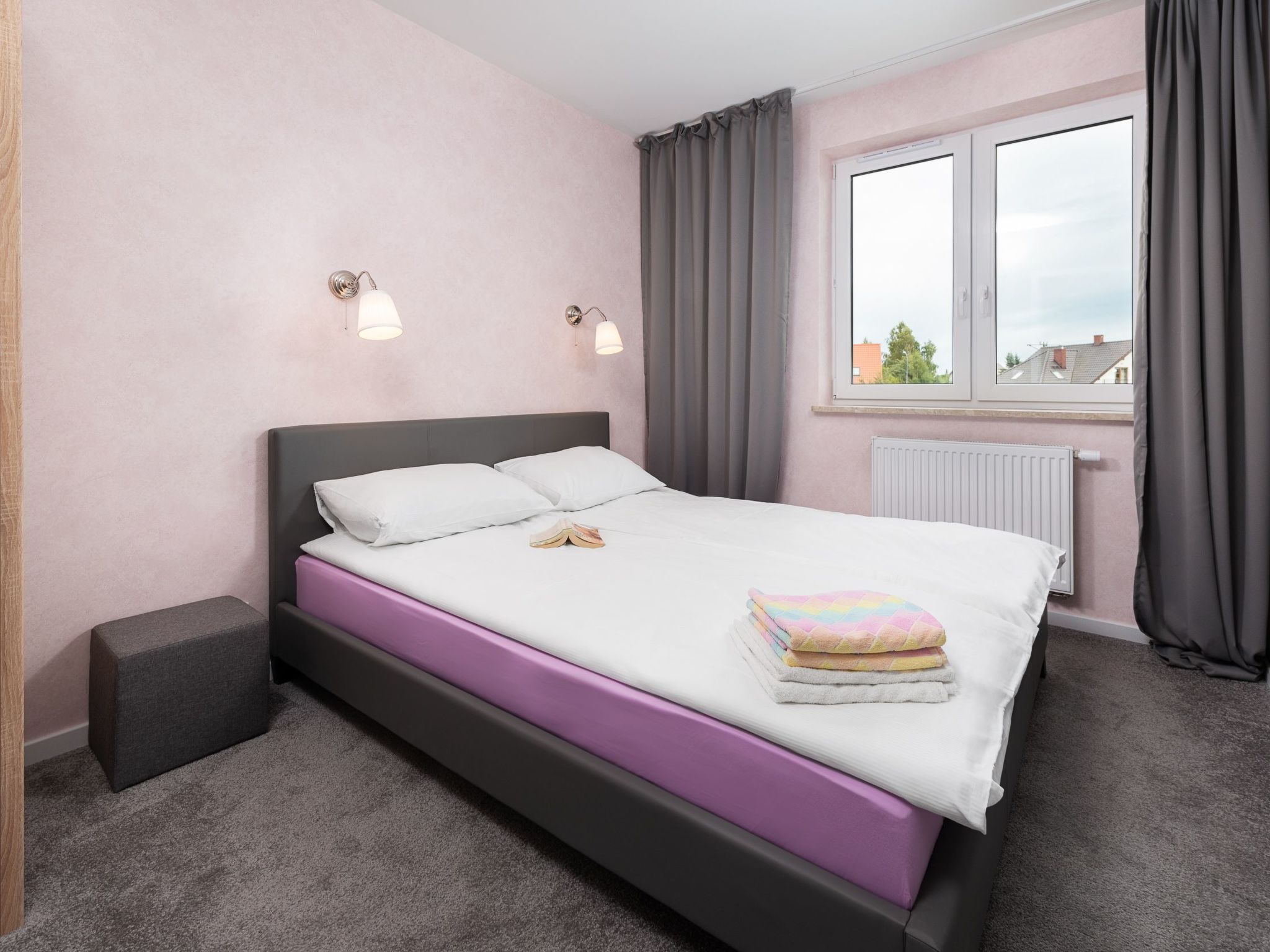 Moderne Ferienwohnung mit Balkon, nur 500 Meter von Meer und Strand entfernt-Drinnen