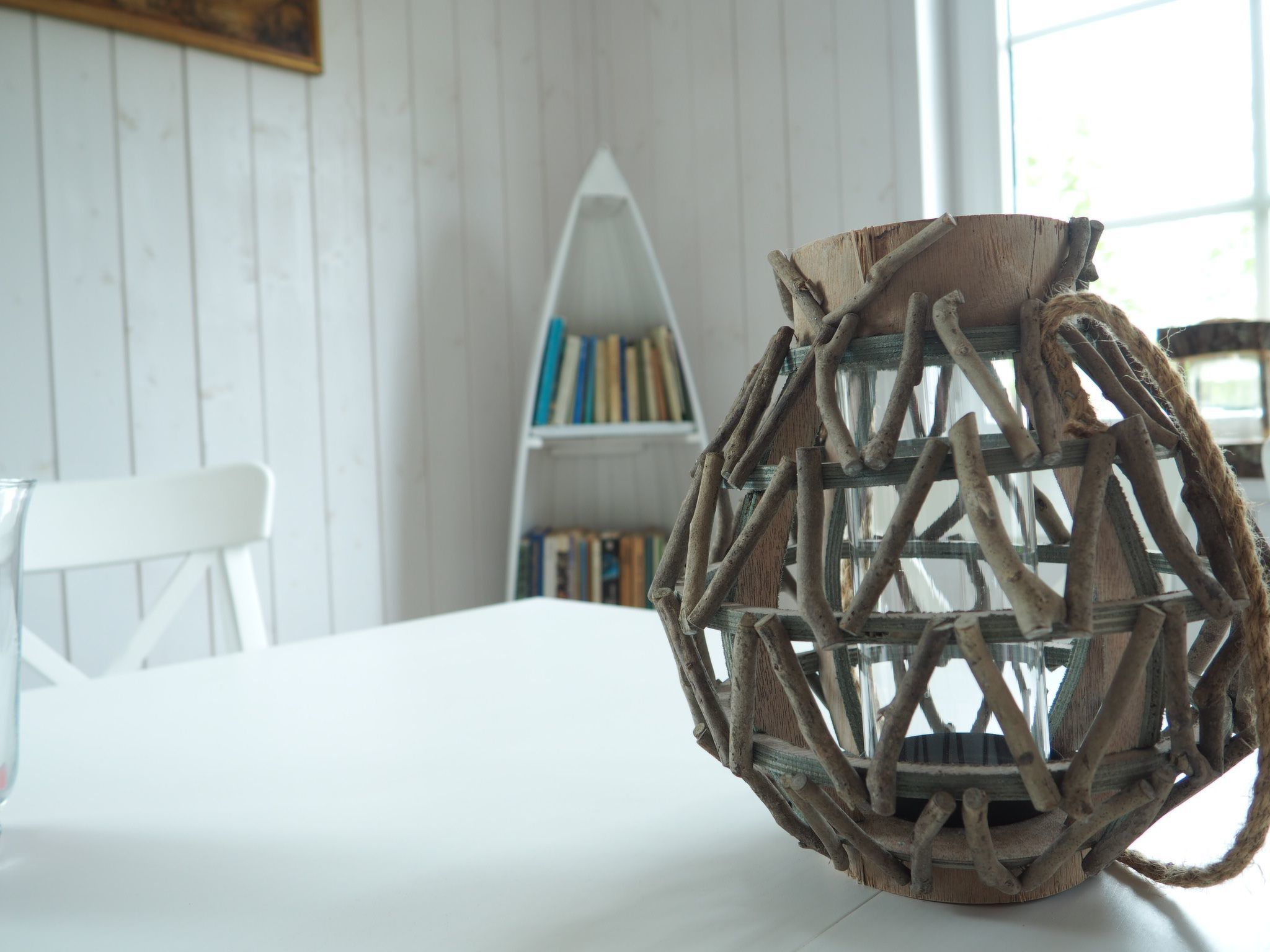 Haus in einer ruhigen Straße, in der Nähe des Waldes und des Meeres-Inside