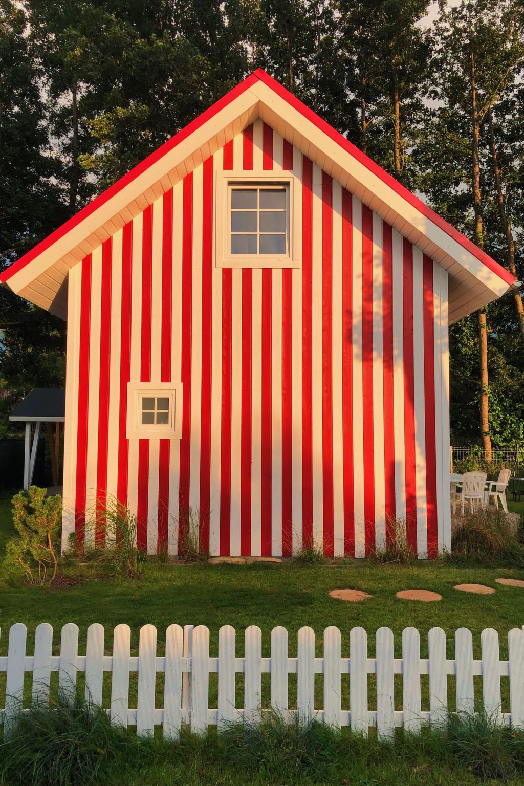 Schönes, ruhiges Haus in der Nähe des Waldes und des Meeres-Dehors