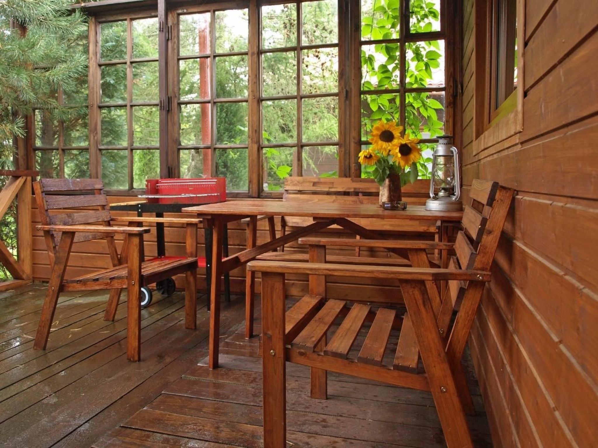 In Kopalino mit Garten, Terrasse und Grill-Dedans