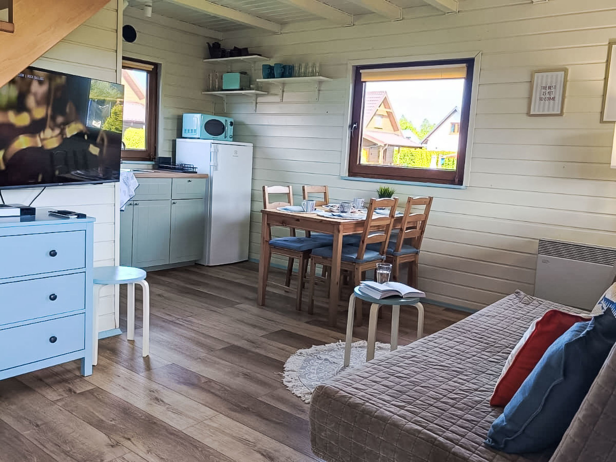 Modernes Ferienhaus in Biebrowo mit Grill, Garten und Terrasse - Binnen