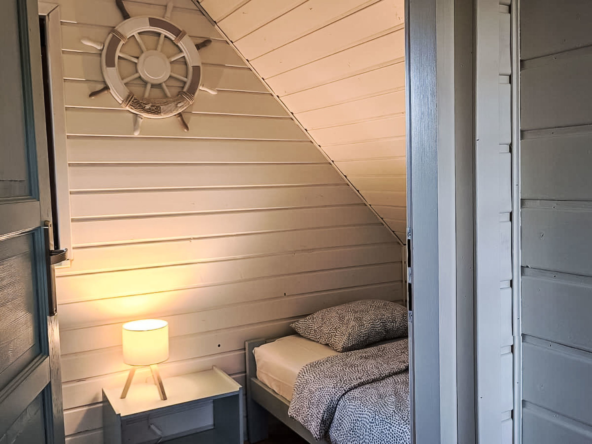 Modernes Ferienhaus in Biebrowo mit Grill, Garten und Terrasse