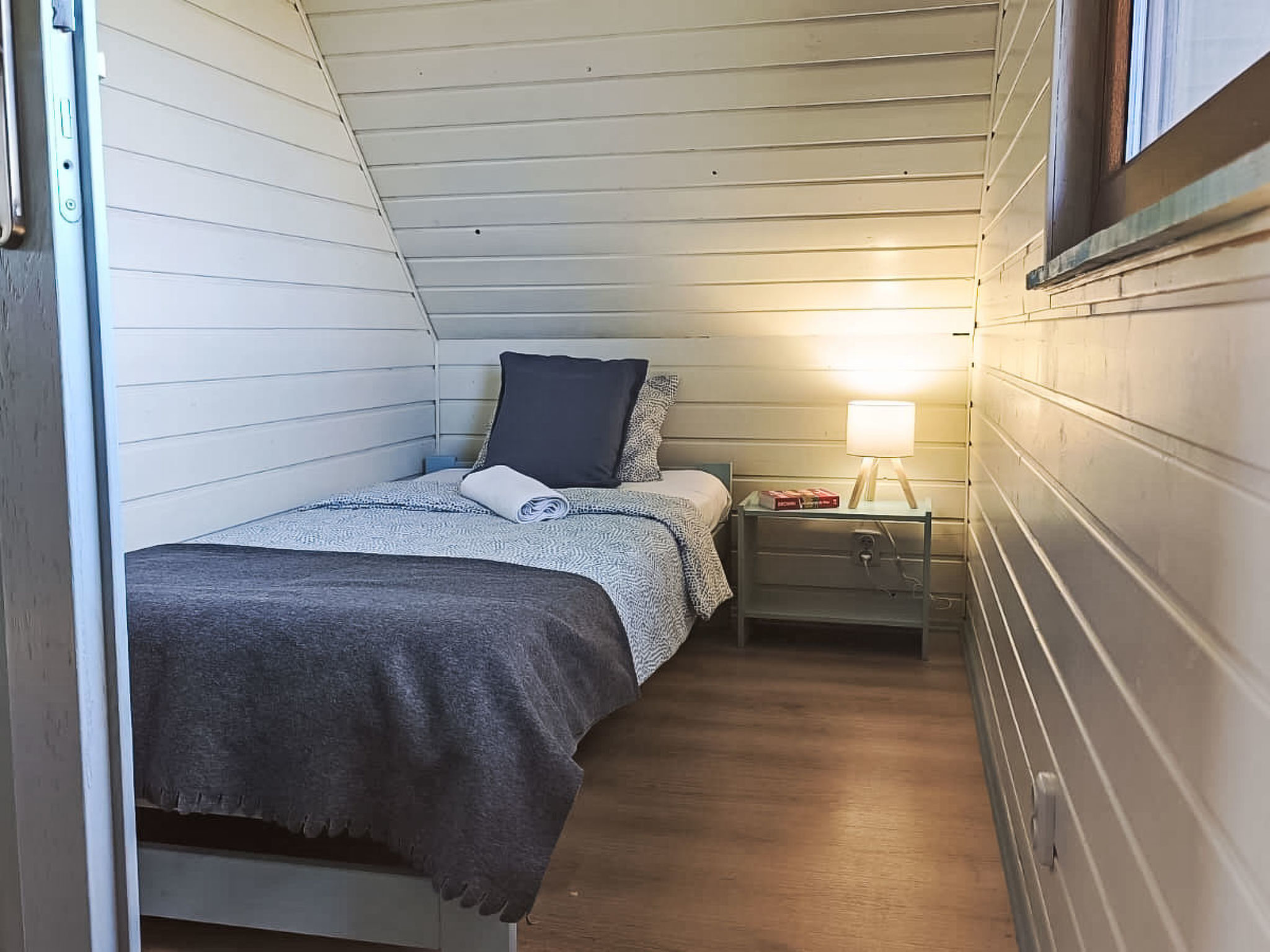 Modernes Ferienhaus in Biebrowo mit Grill, Garten und Terrasse