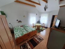 Vrijstaand tuinappartement aan het meer, op 4,5 km van de Oostzee - thumbnail 4