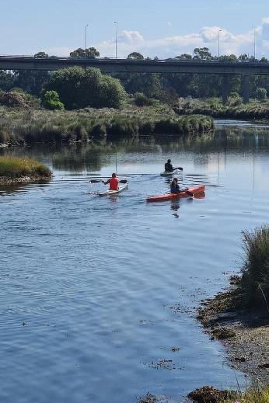 Haus am Flussufer-Image-tags.info