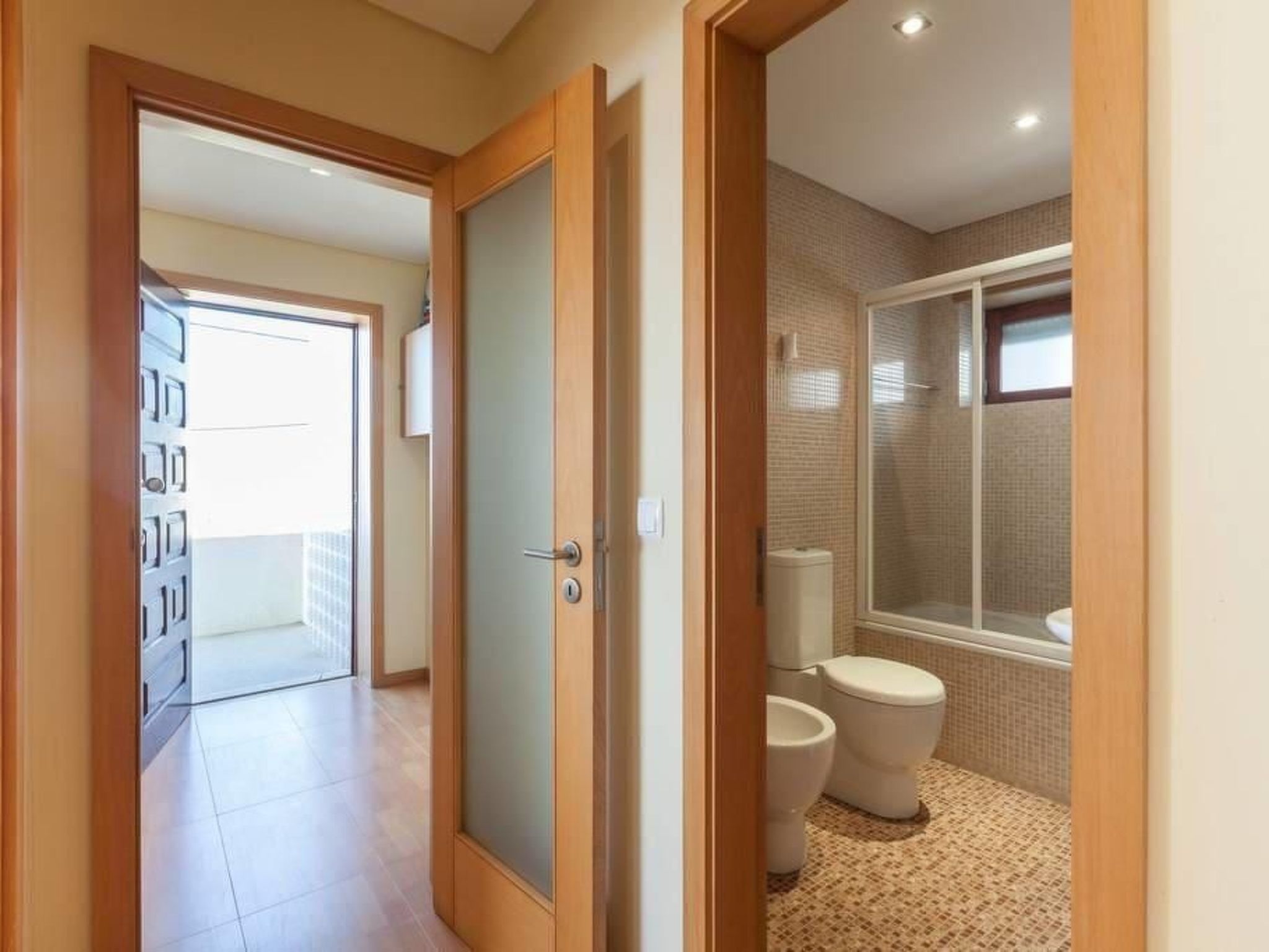 Wohnung "Juste Au" über dem Meer-Dedans