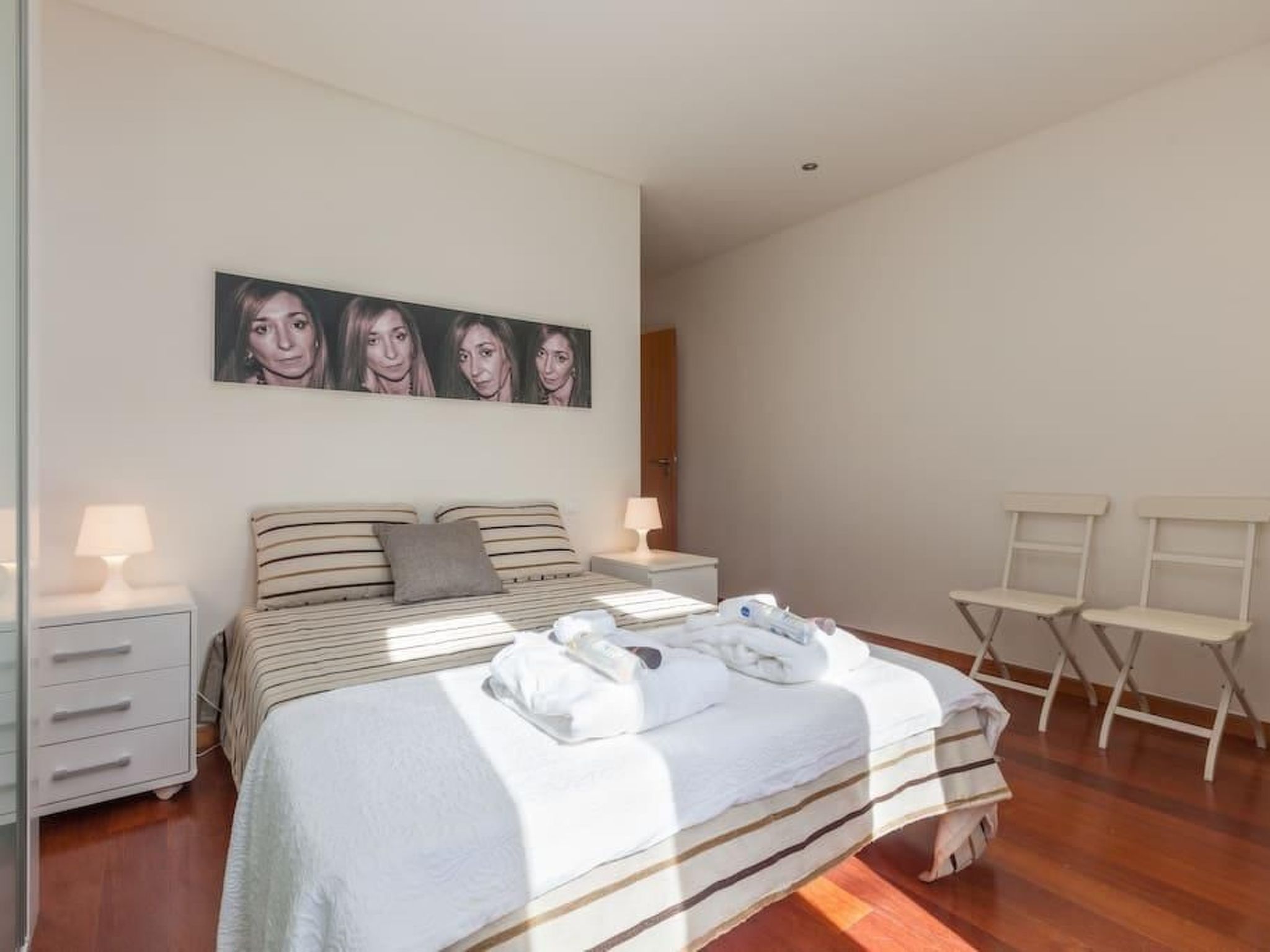 Den Wellen des Meeres lauschen 1-Dedans