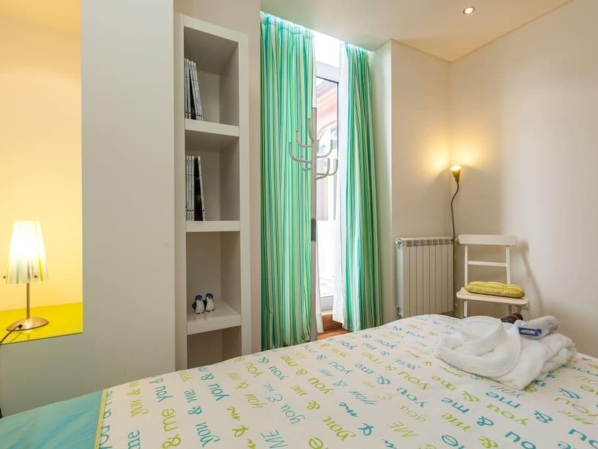 Den Wellen des Meeres lauschen 1-Dedans