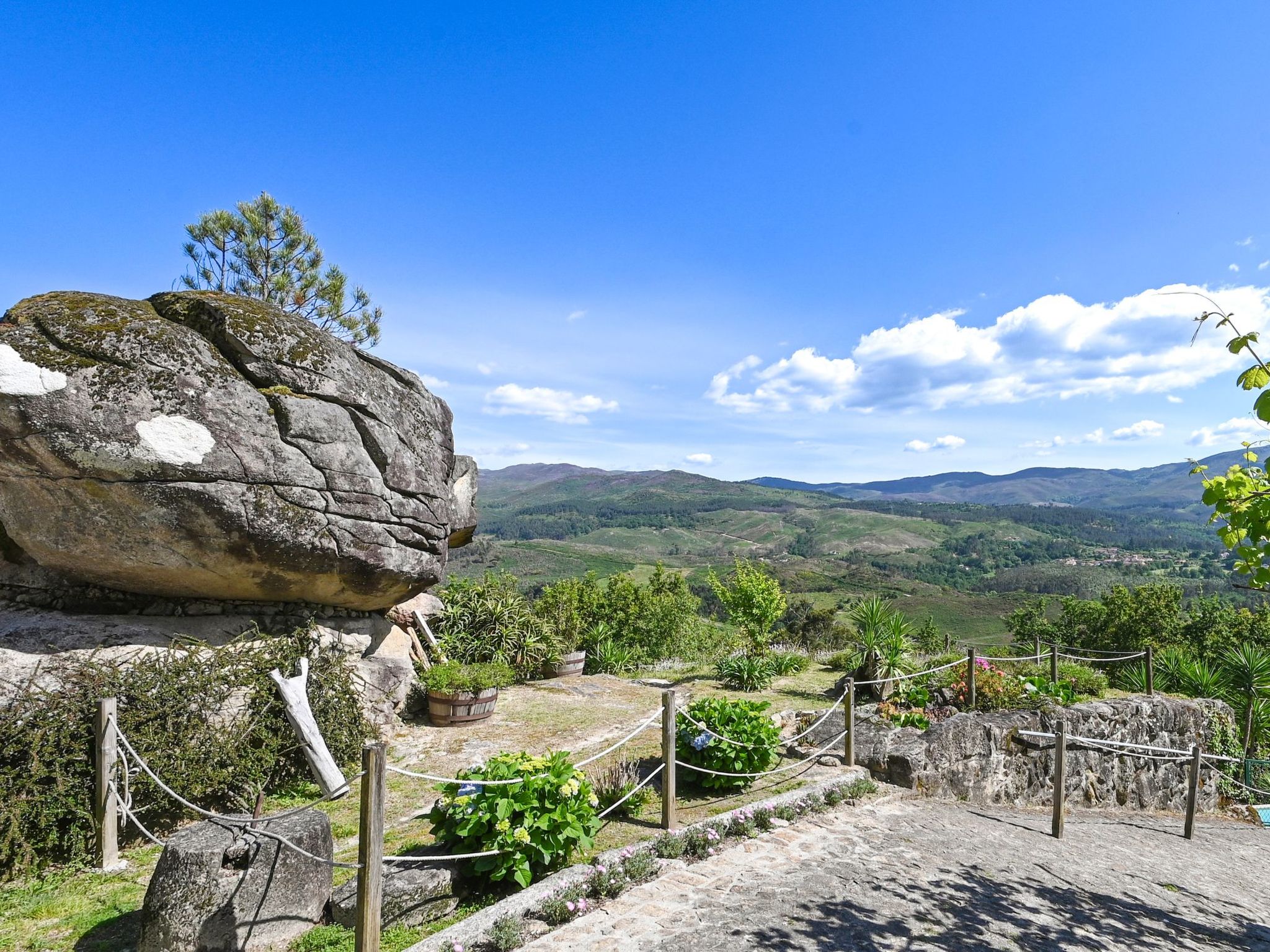 Casas das Olas 1 - Großartige Aussicht, 2 Pools, idealer Ort zum Entspannen und-Binnen
