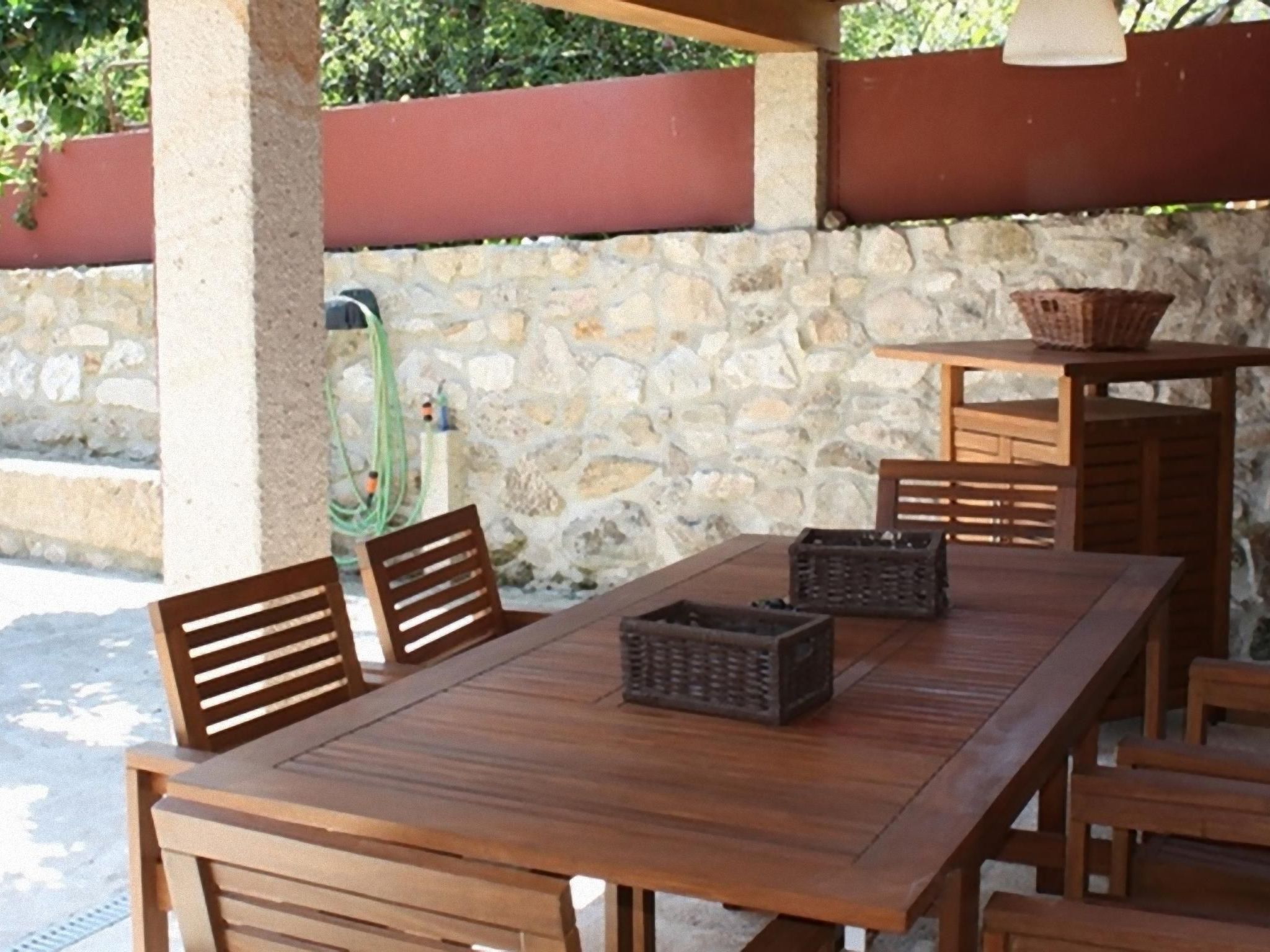 "Großmutters Häuschen" mit überdachter Terrasse-Binnen