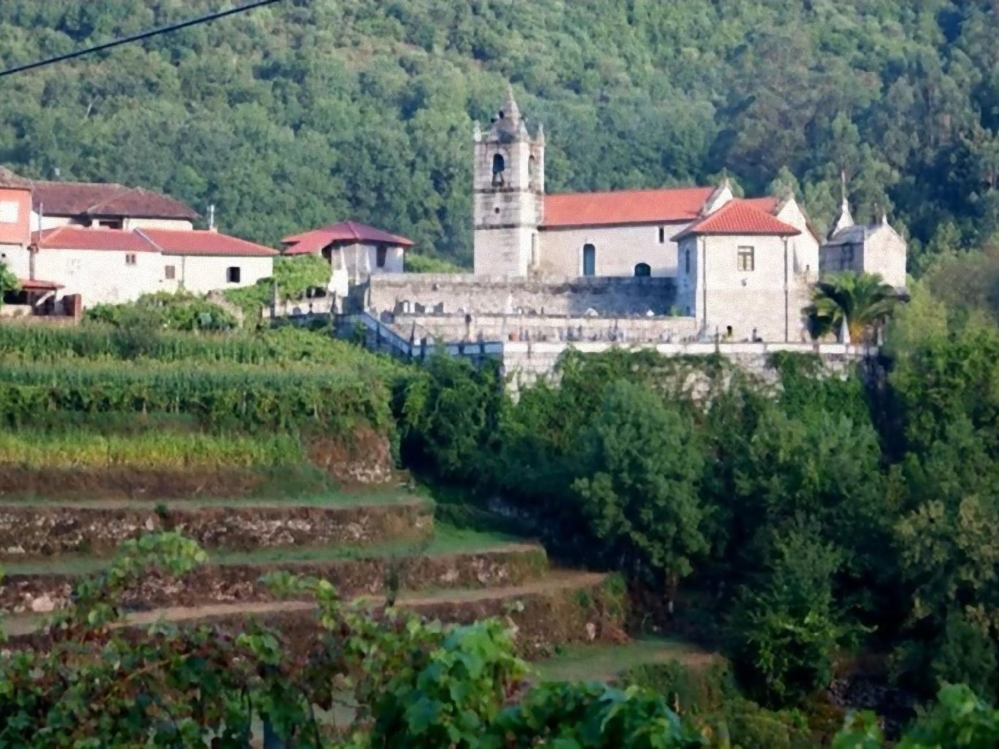 "Großmutters Häuschen" mit überdachter Terrasse-Binnen