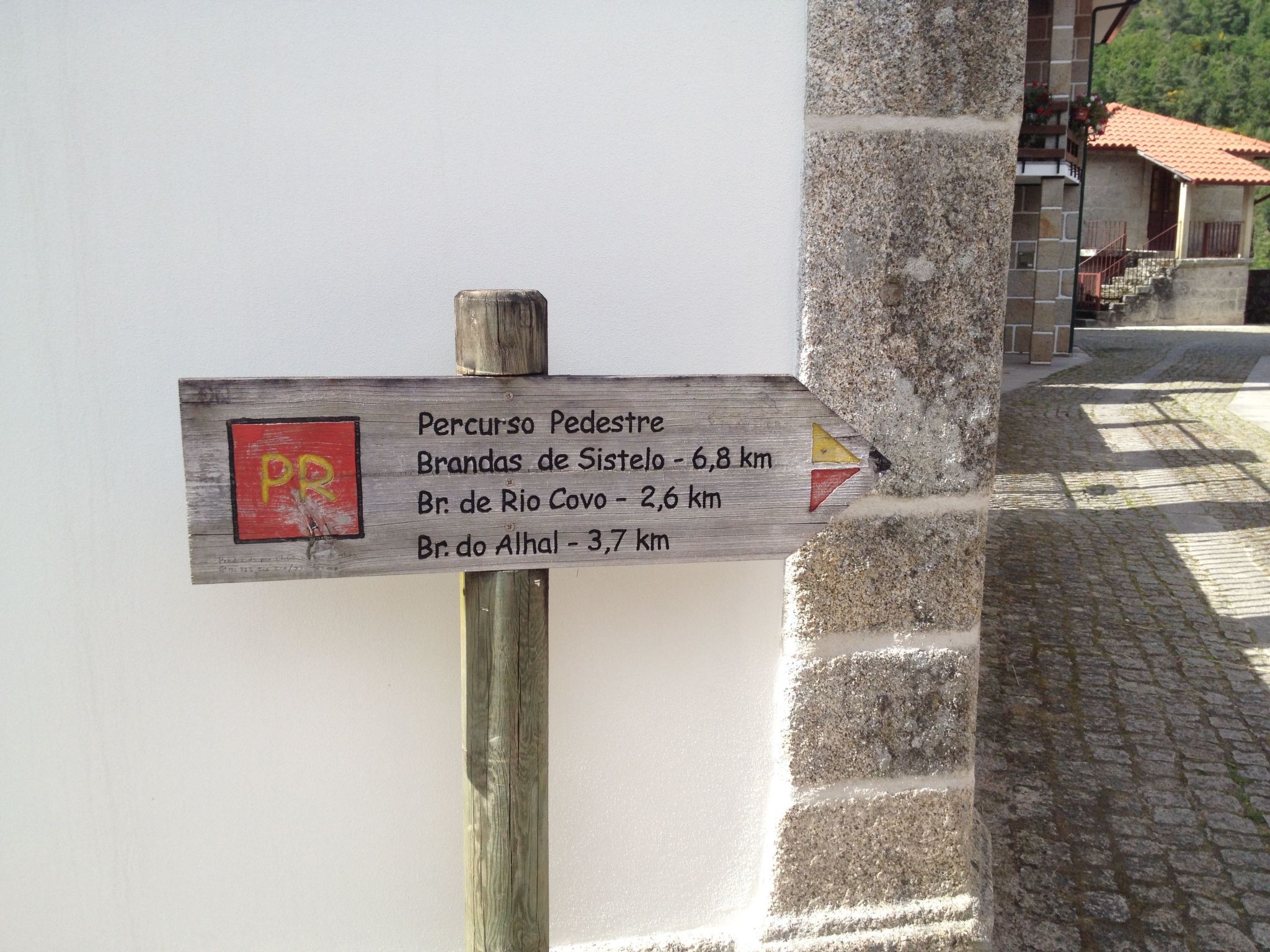 "Großmutters Häuschen" mit überdachter Terrasse-Binnen