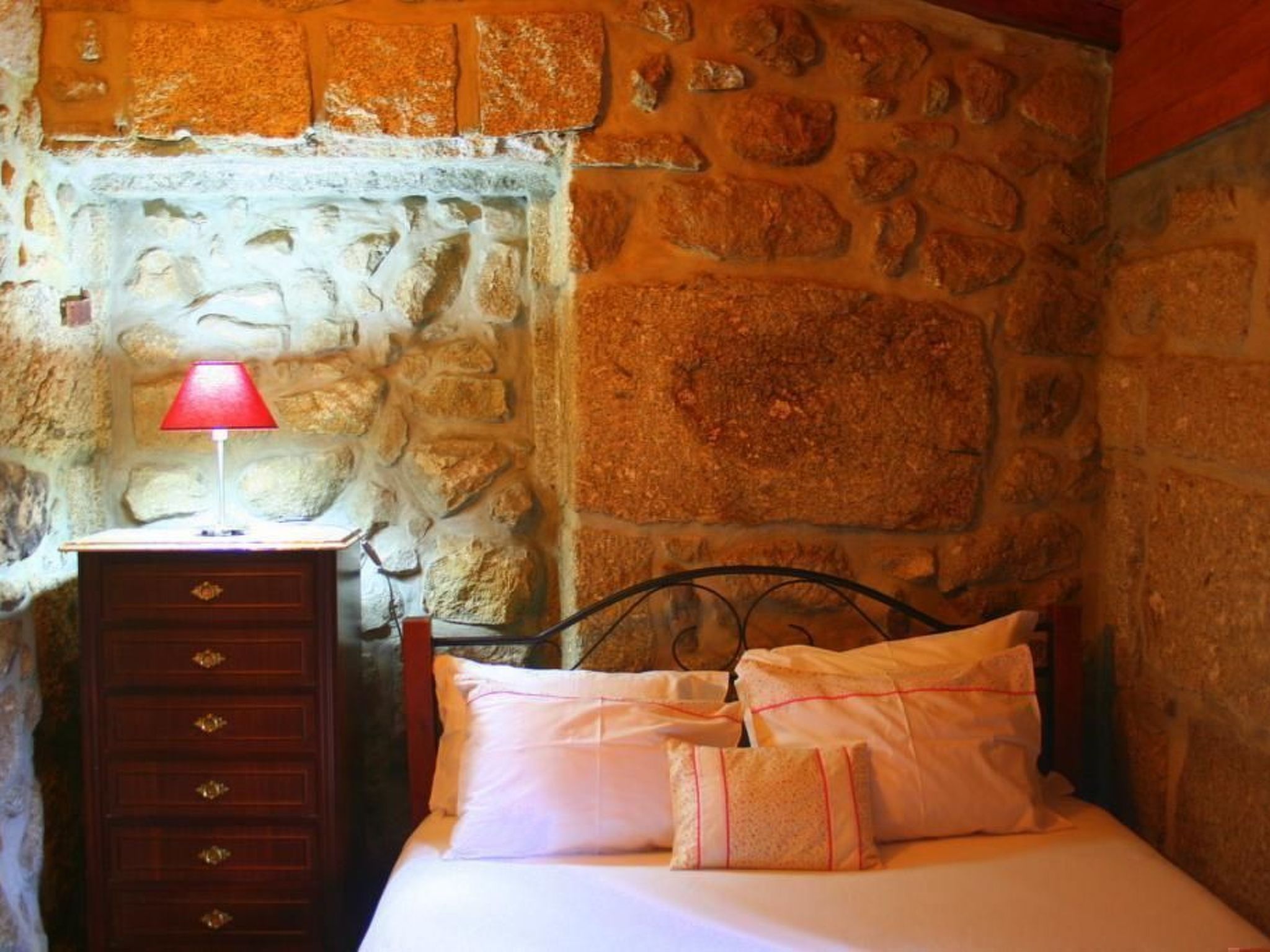 Ländliche Finca "Casa da Rocha"-Binnen