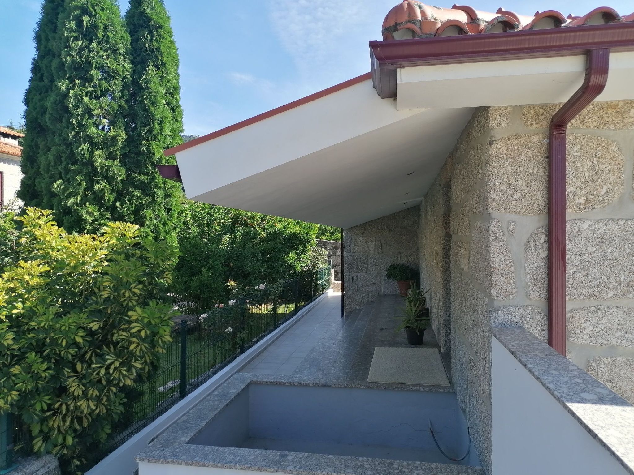 Altes Kellerhaus in Gerês-Image-tags.info