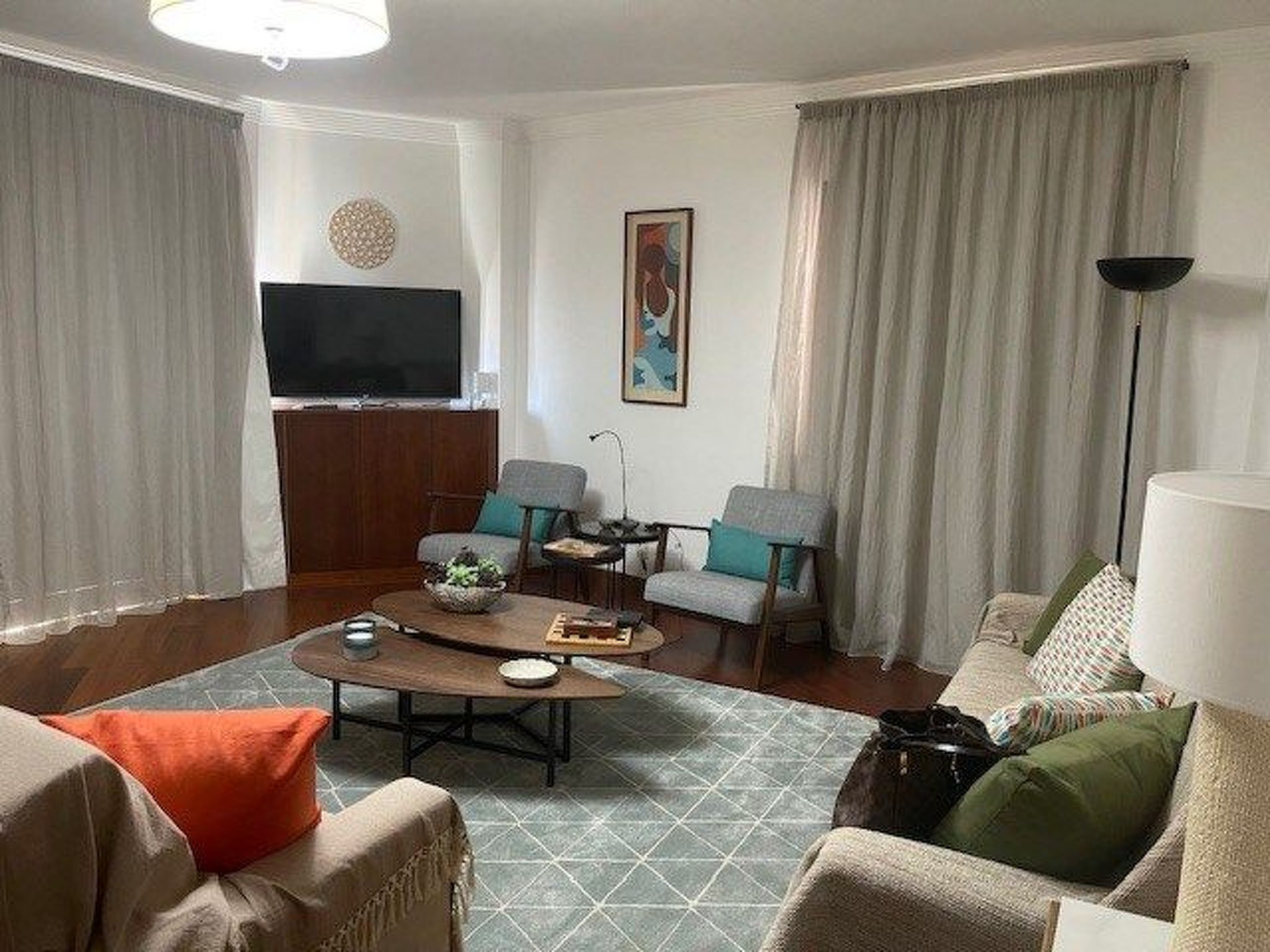 First Line Strandpromenade-Drinnen