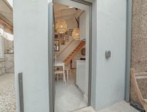 Stijlvol appartement met mezzanine in hartje Porto, ideaal voor 2-3 personen - thumbnail 5
