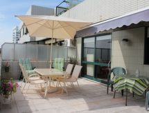 Sfeervol appartement in Porto met zonnig terras - thumbnail 2