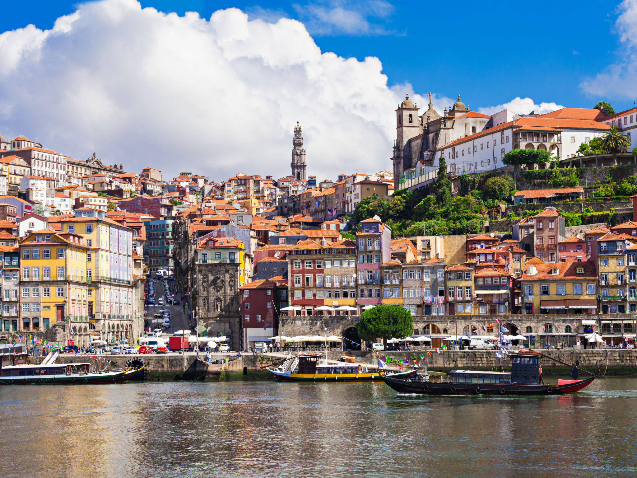 Schöne Ferienwohnung in Porto mit Sonnenterrasse-Omgeving