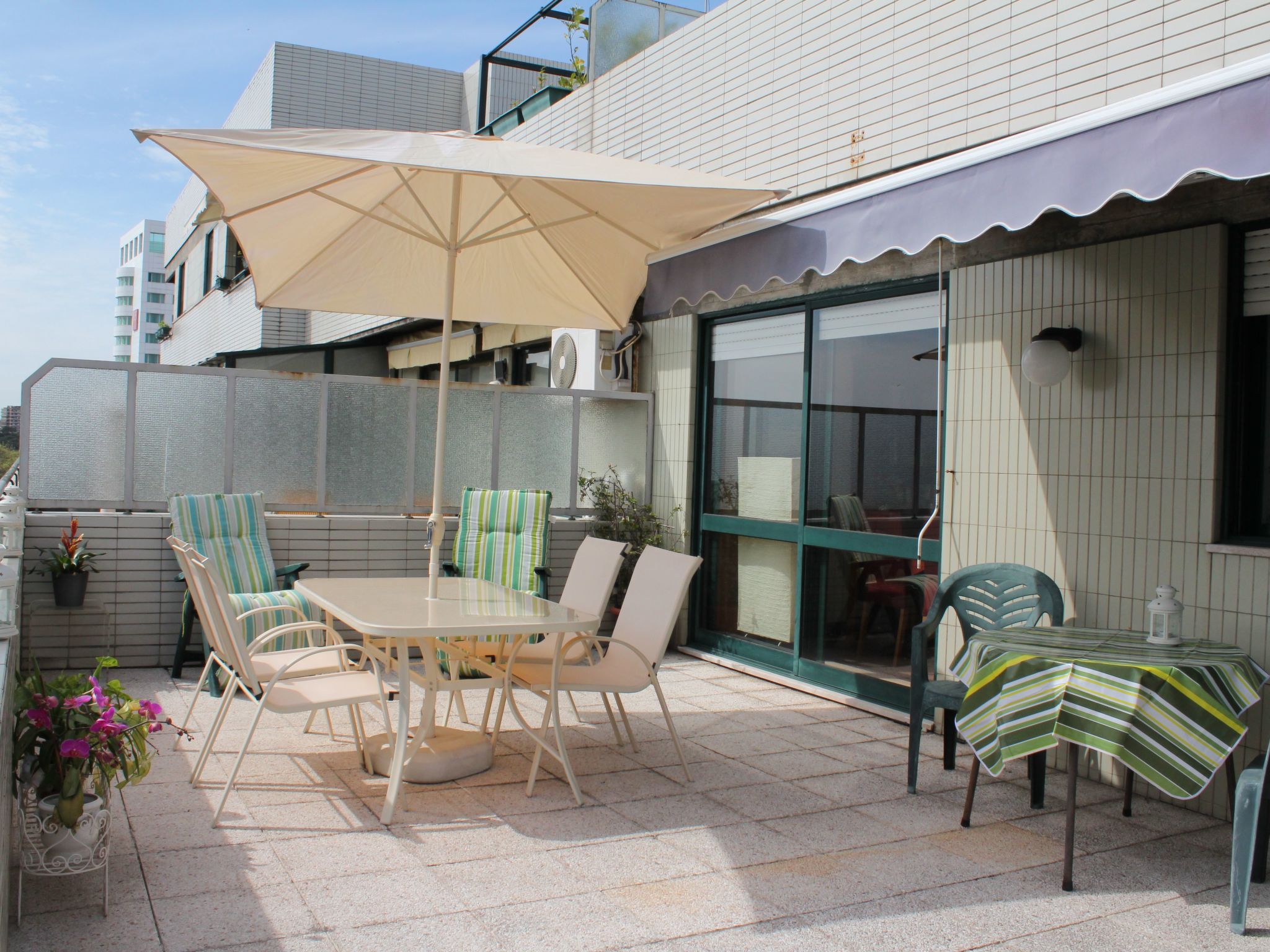 Schöne Ferienwohnung in Porto mit Sonnenterrasse