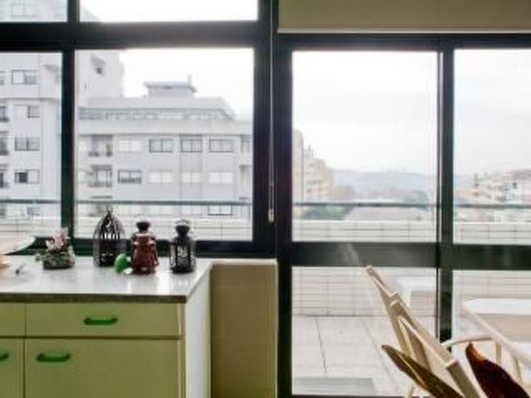 Schöne Ferienwohnung in Porto mit Sonnenterrasse-Image-tags.info