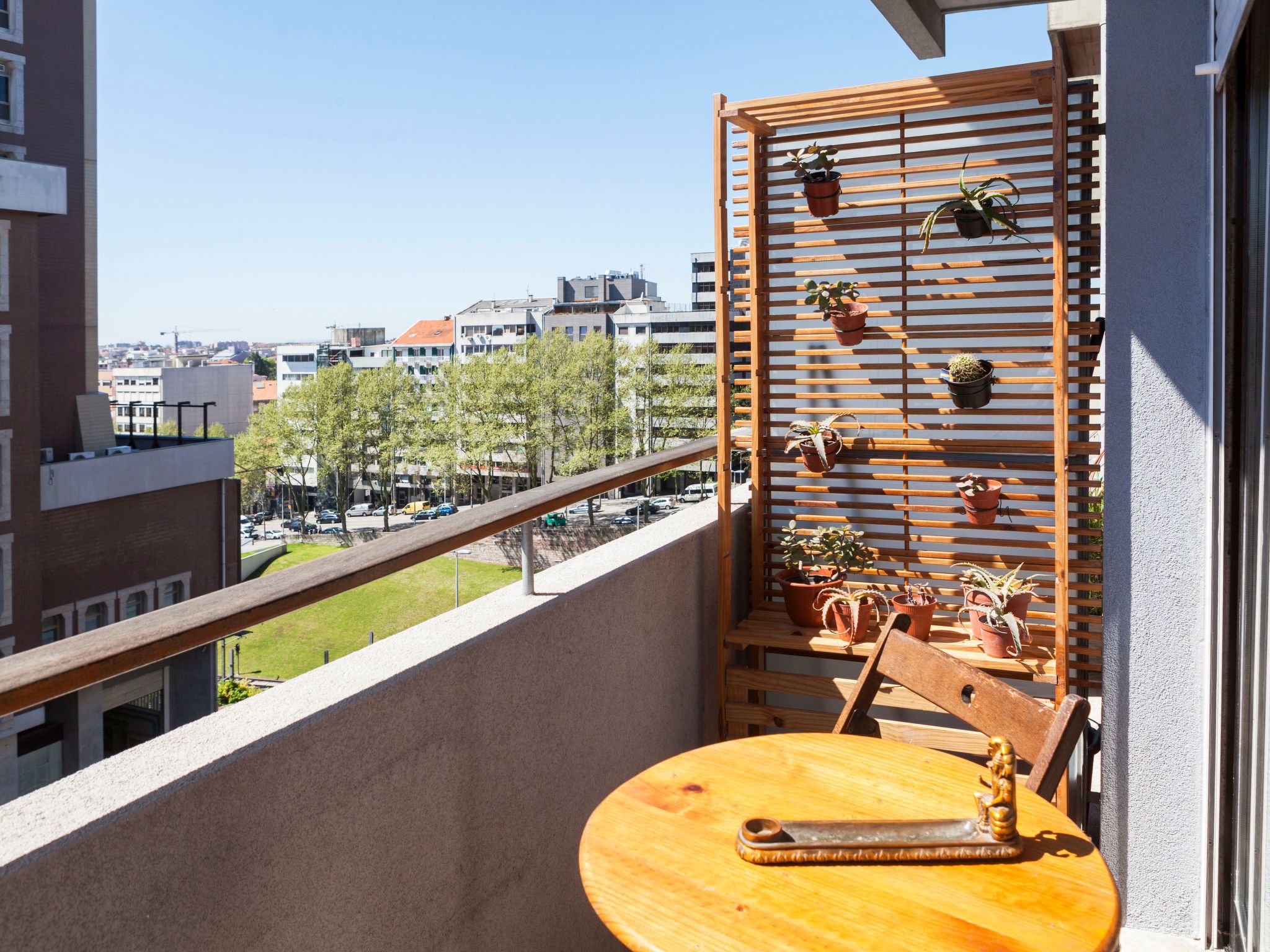 Wohnung "Coolhome" mit Balkon-Drinnen