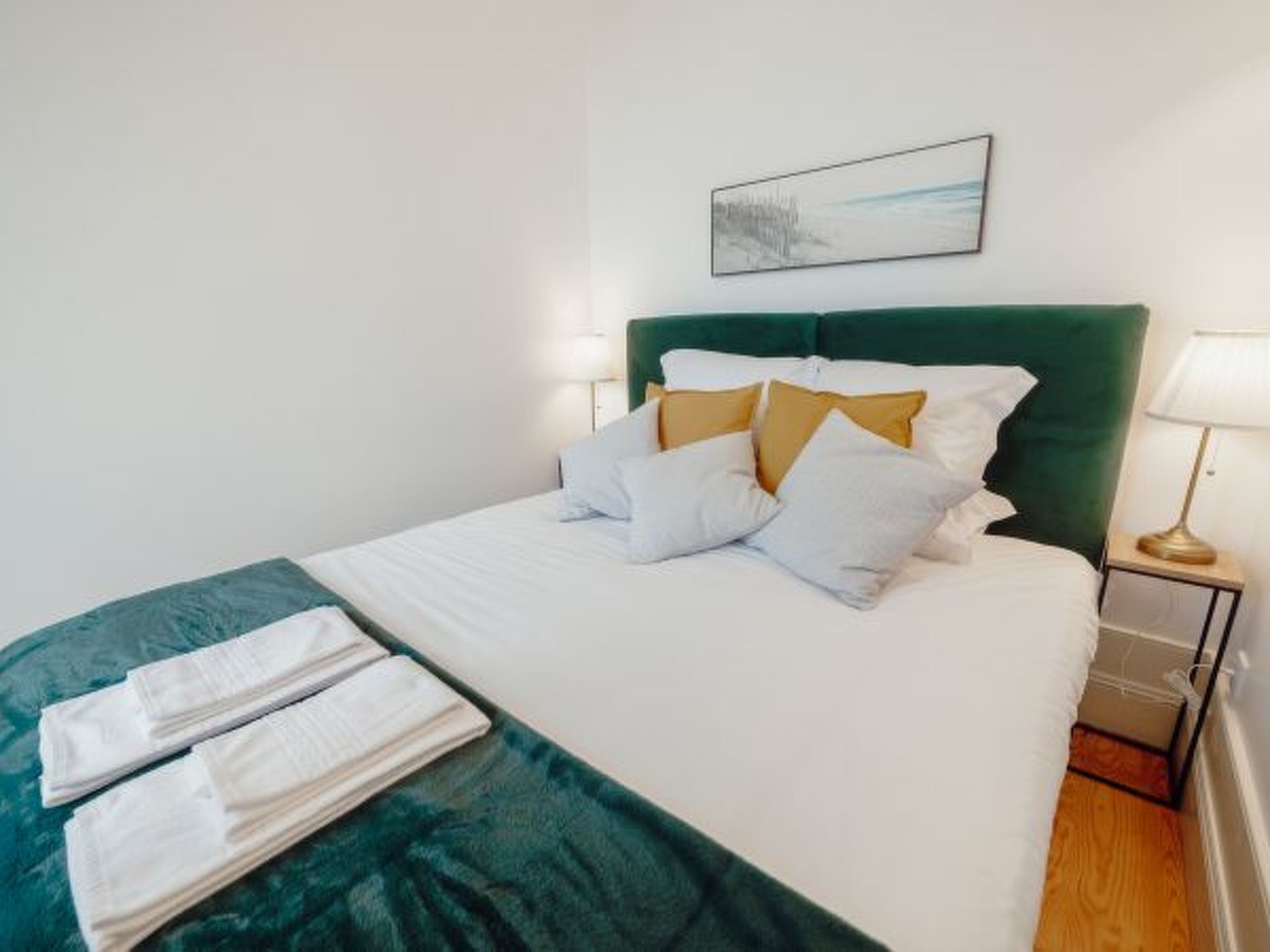 Stijlvol Premium Appartement in het Hart van Porto – 4 Personen - foto 11