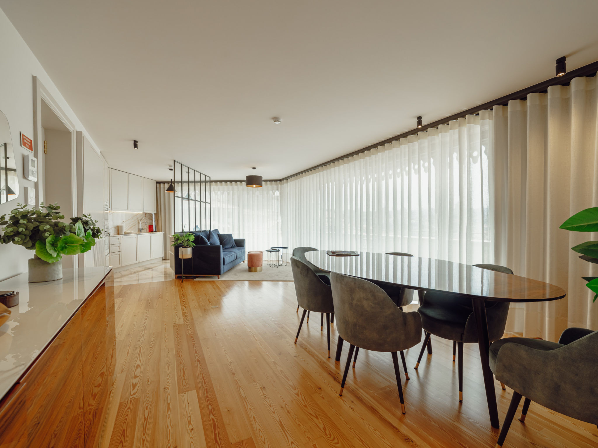Photo of DOWNTOWN PENTHOUSE with RIVER VIEW by VACATIONY