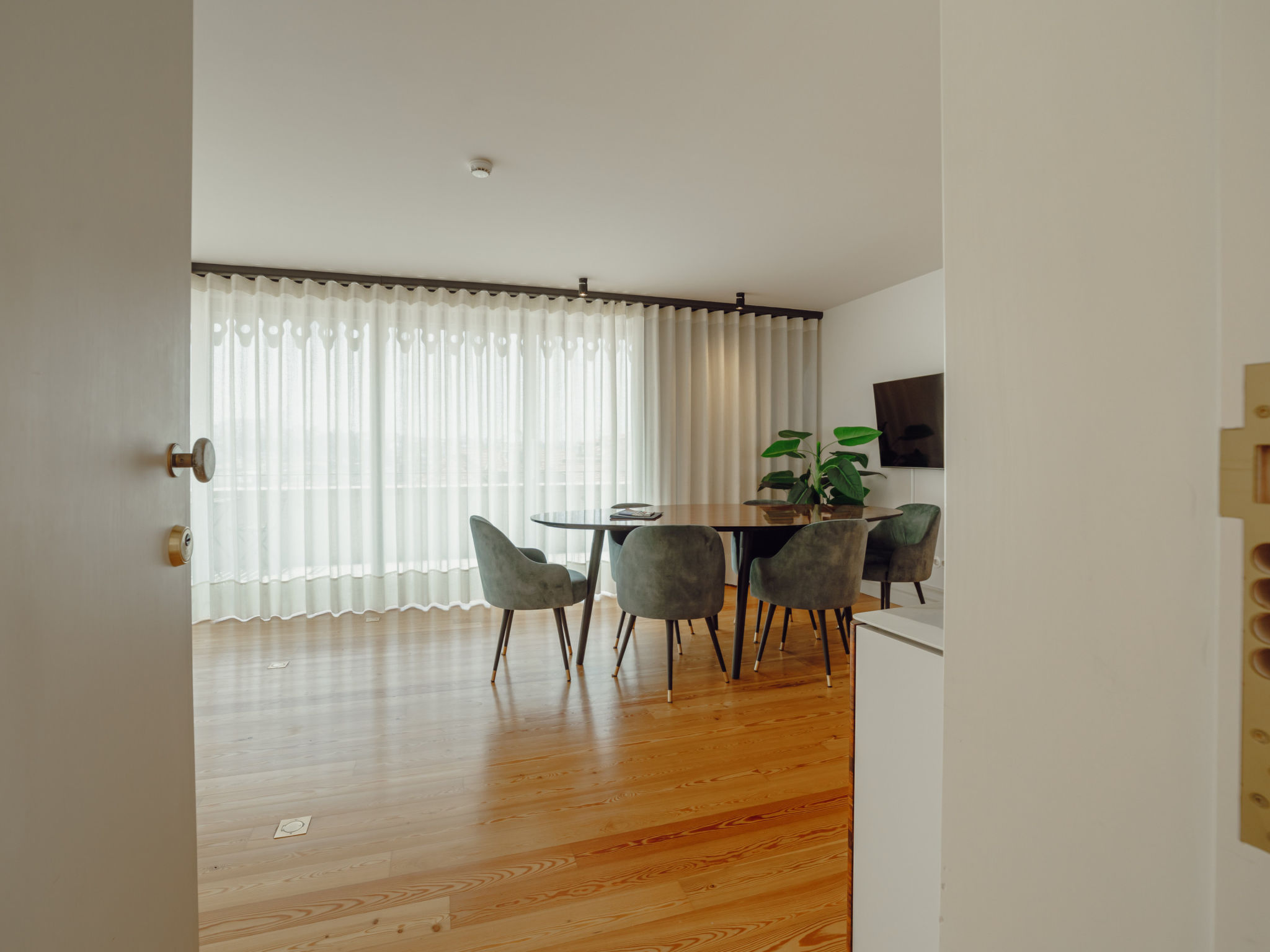 Photo of DOWNTOWN PENTHOUSE with RIVER VIEW by VACATIONY