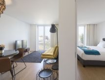 Licht stadsappartement met balkon in hartje Porto - thumbnail 1