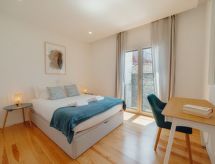 Design appartement in hartje Porto met patio – voor 3 personen - thumbnail 1