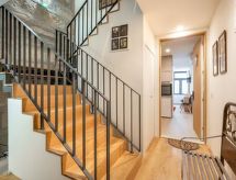 CARMO RESIDENCE: Stijlvol appartement in hartje Porto met balkon - thumbnail 3