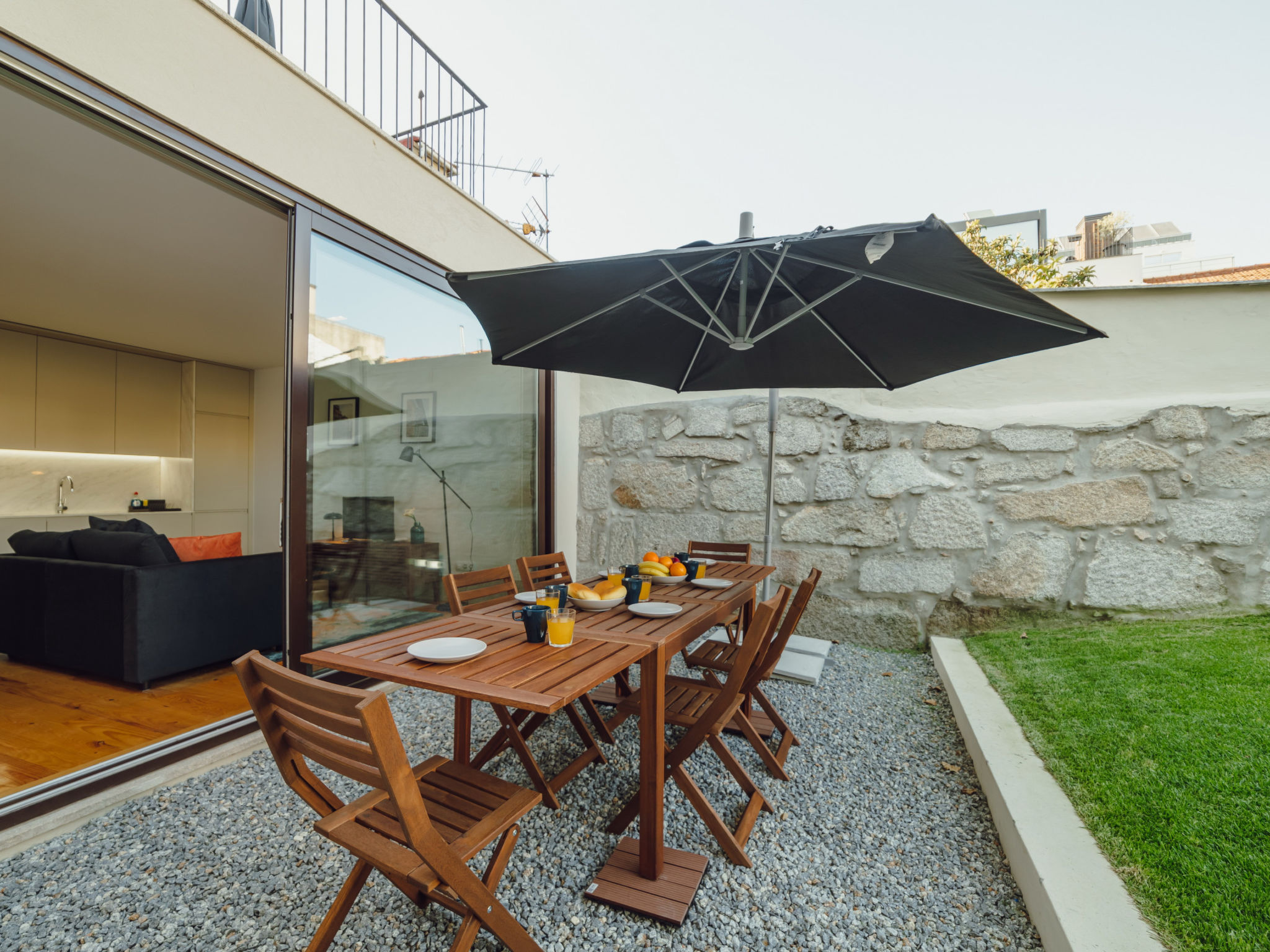 LEGACY OPORTO PREMIUM APARTMENT B by VACATIONY