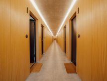 Design tuinappartement met zwembad in Porto – 45m² pure stijl - thumbnail 2