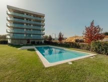 Design tuinappartement met zwembad in Porto – 45m² pure stijl - thumbnail 6