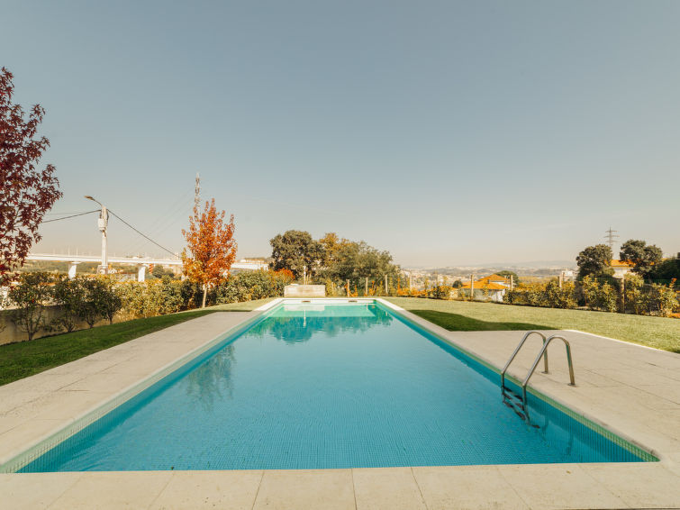 Amazing Design Garden With Pool By Vacationy - Porto