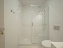 LEGACY OPORTO DESIGN APARTMENT H by VACATIONY