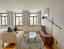 LEGACY OPORTO DESIGN APARTMENT H by VACATIONY