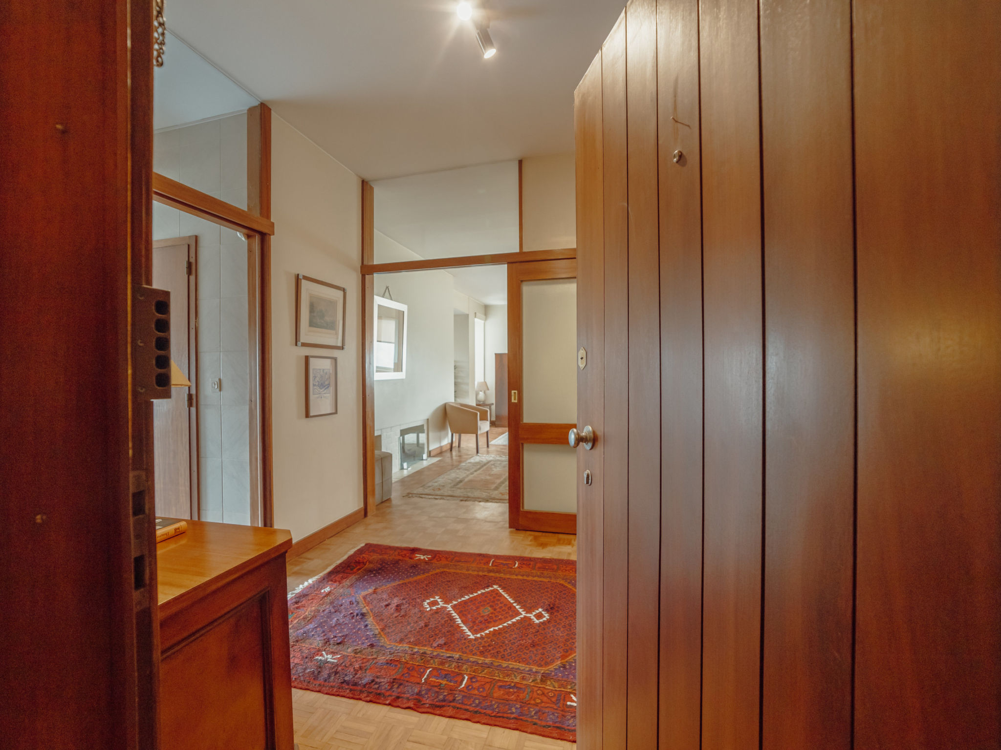 GRAND BOTANIC GARDEN APARTMENT by VACATIONY - Buiten