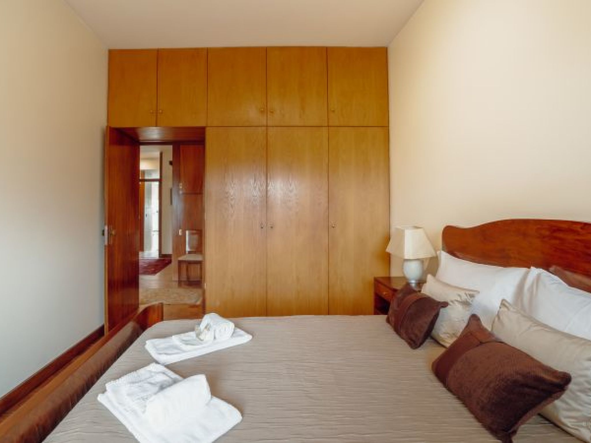 Stijlvol Appartement in Porto – 150m², Centraal Gelegen, Geschikt voor 7 Personen - foto 35
