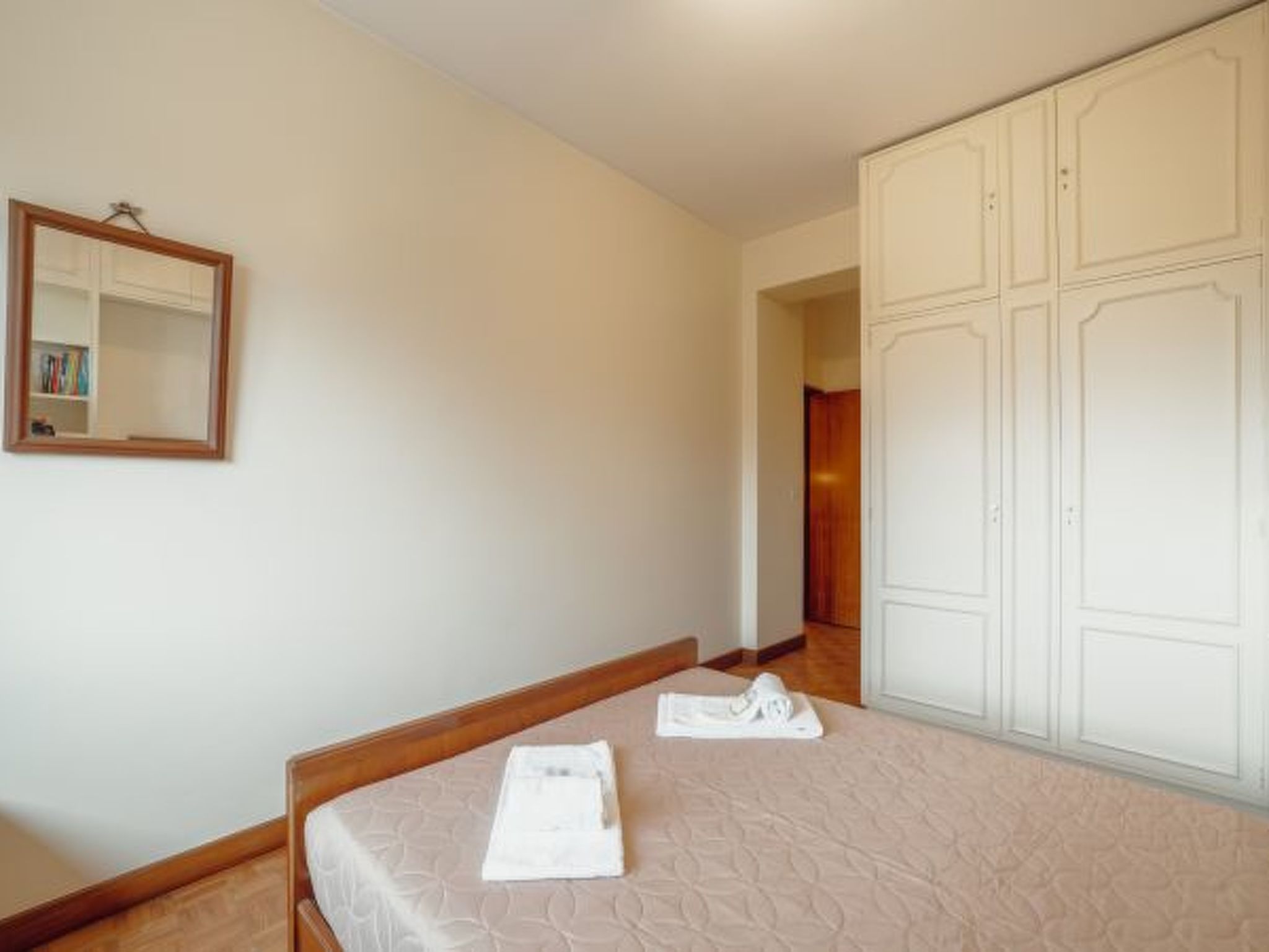 Stijlvol Appartement in Porto – 150m², Centraal Gelegen, Geschikt voor 7 Personen - foto 36