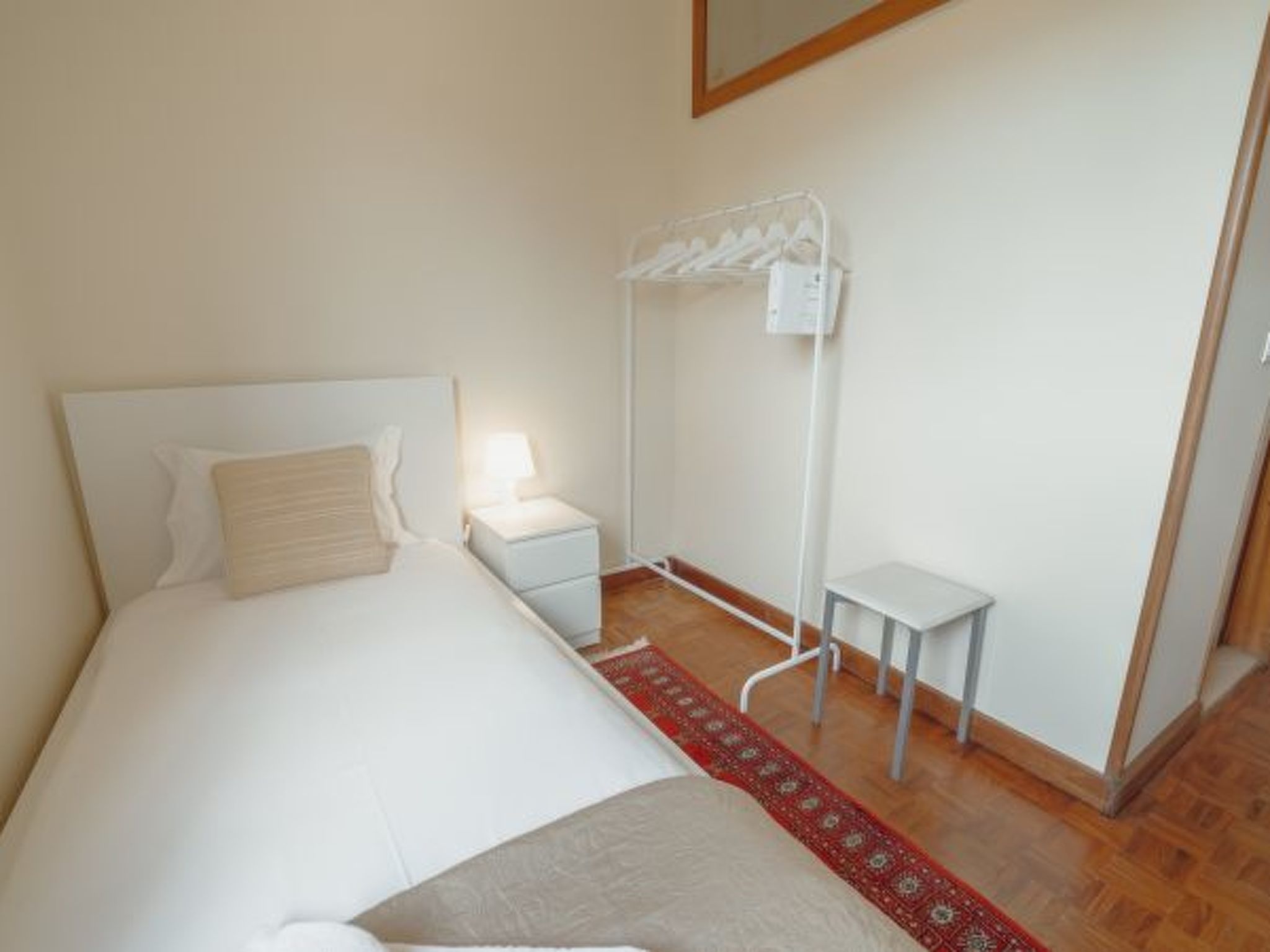 Stijlvol Appartement in Porto – 150m², Centraal Gelegen, Geschikt voor 7 Personen - foto 24
