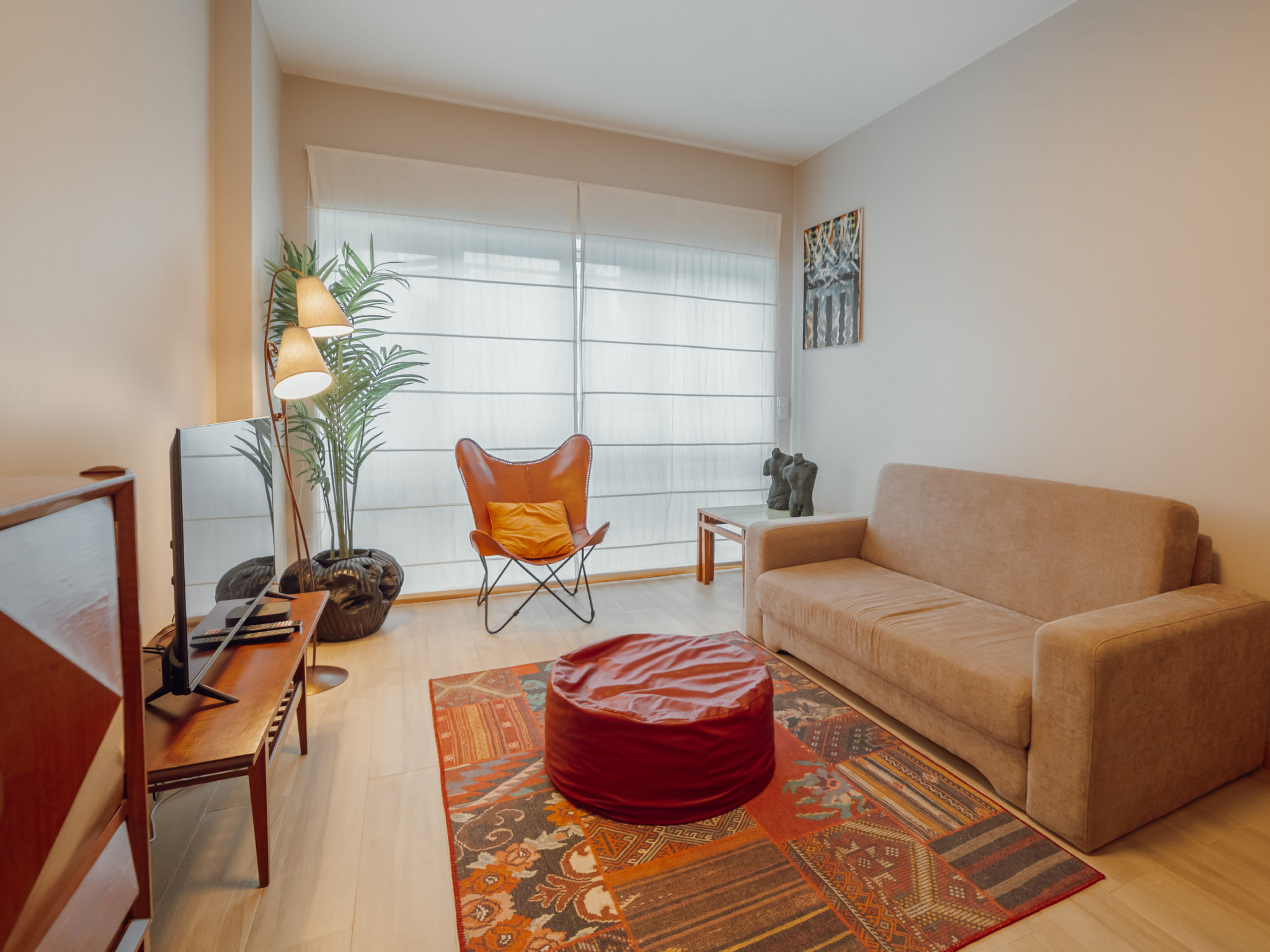 GOOD MORNING APARTMENT with GARAGE by VACATIONY