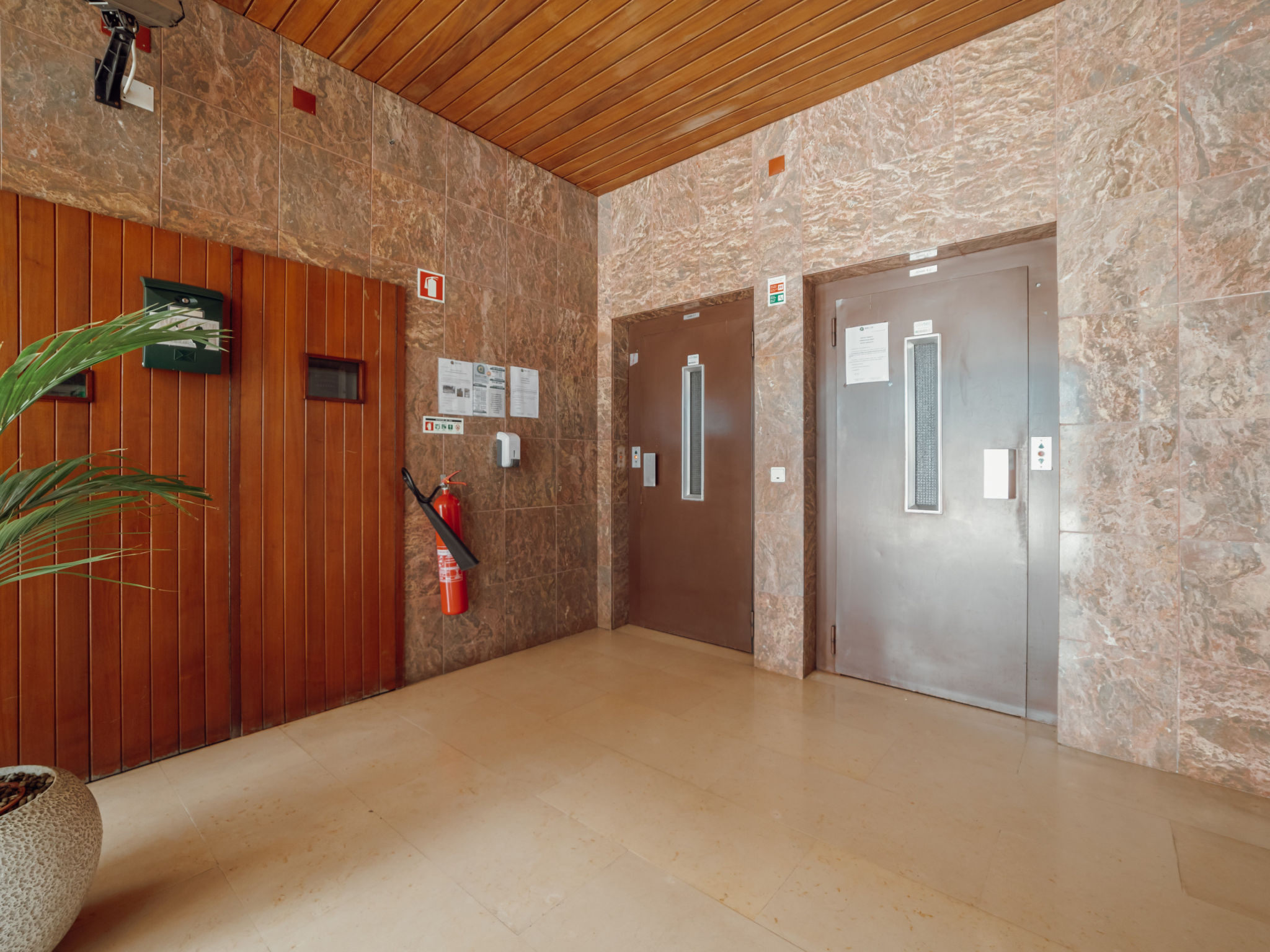 GOOD MORNING APARTMENT with GARAGE by VACATIONY - Buiten