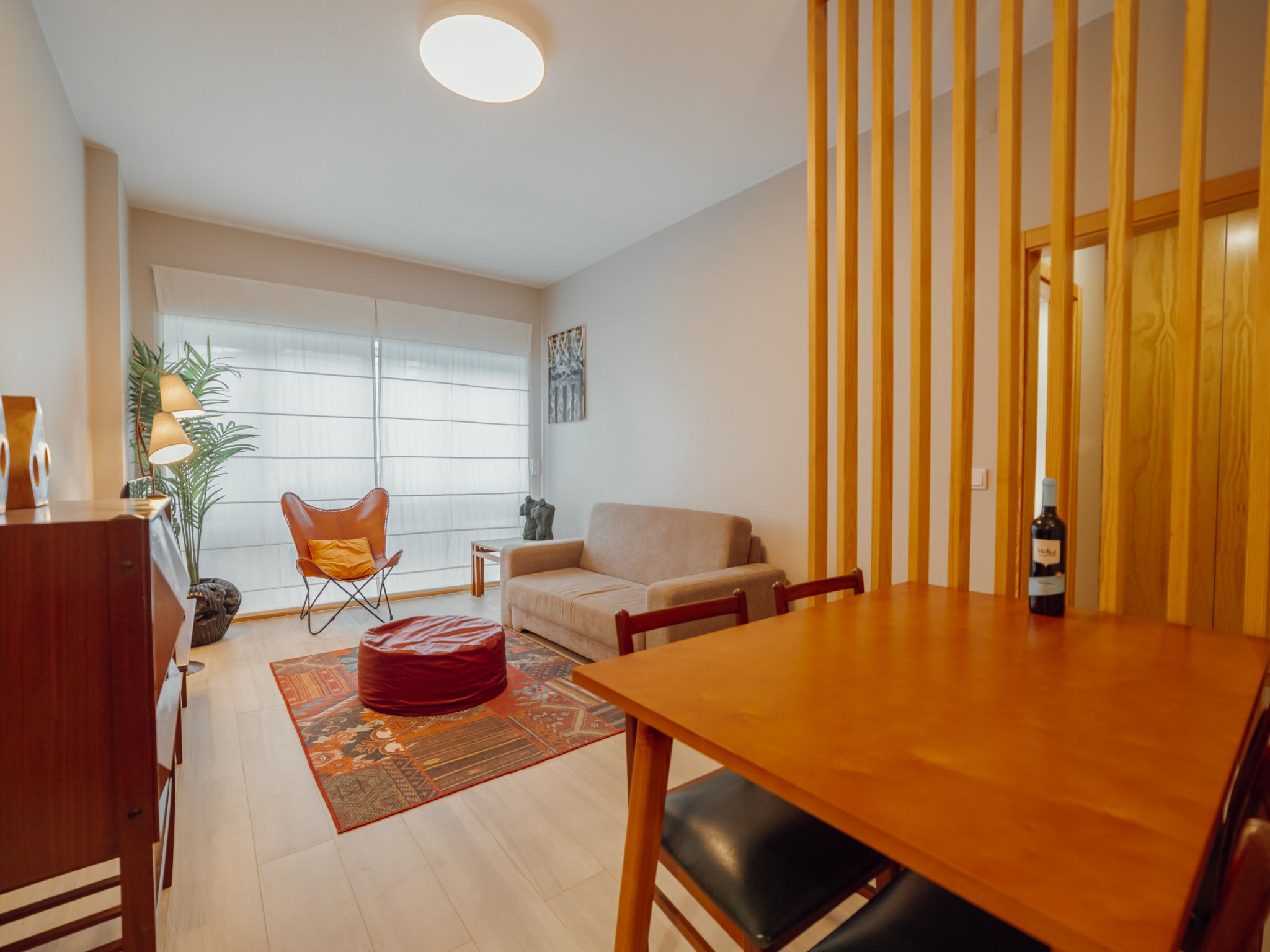 GOOD MORNING APARTMENT with GARAGE by VACATIONY - Binnen