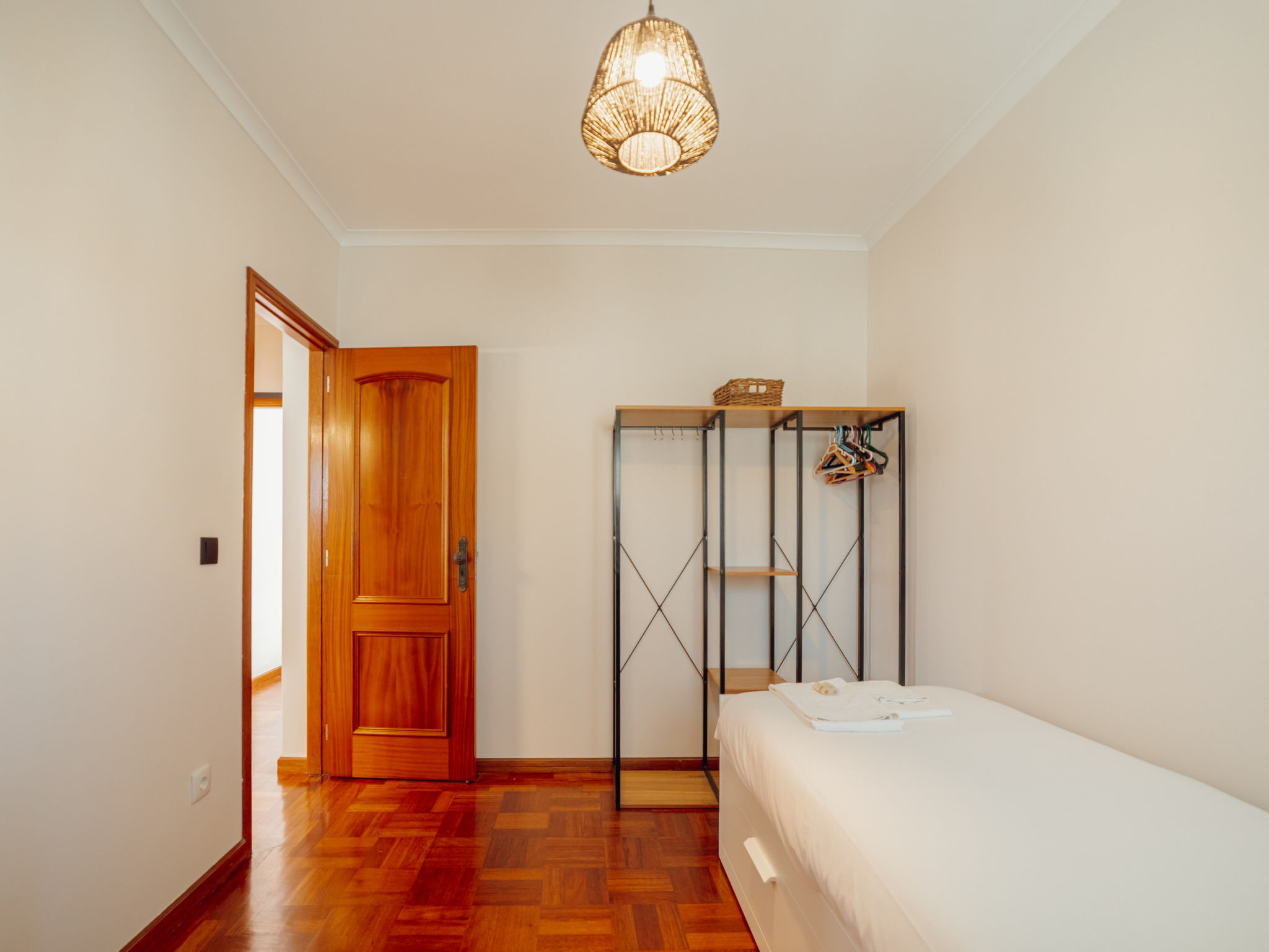 CASA DAS ORQUIDEAS by VACATIONY - Binnen
